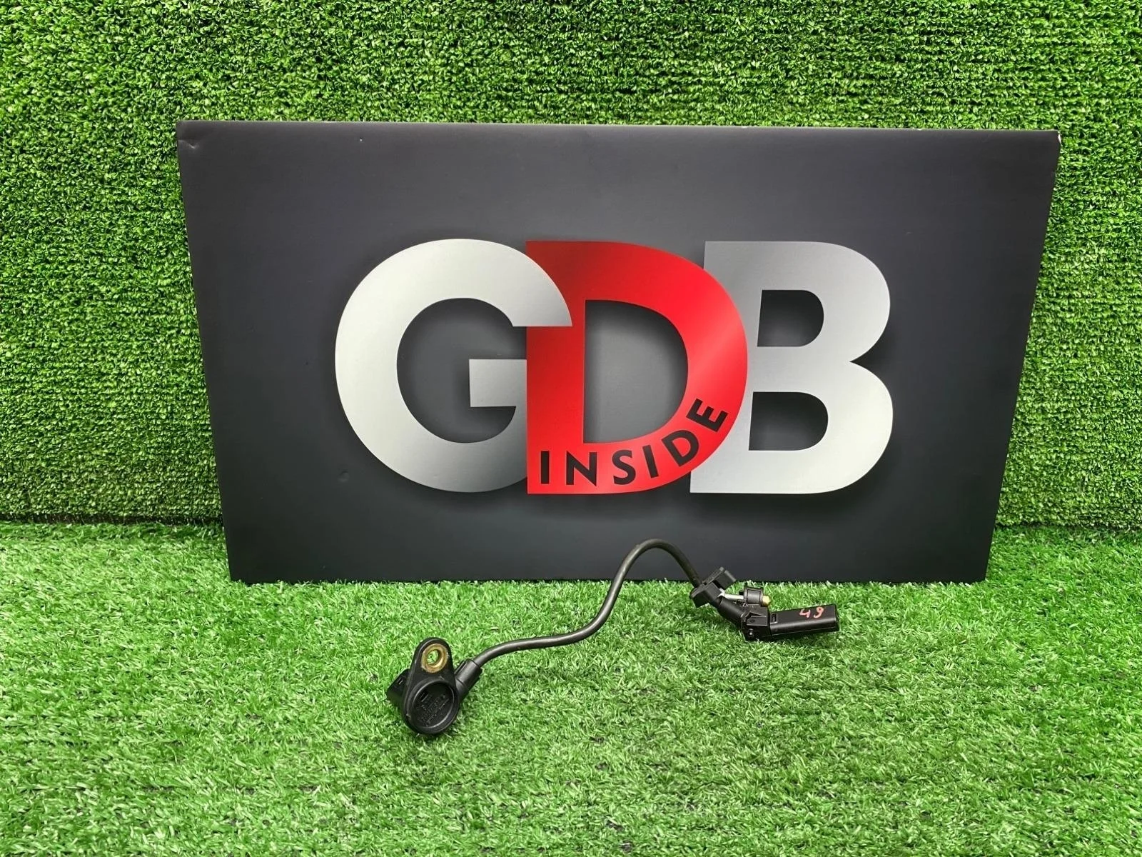 Датчик положения коленвала BMW X1 10.11.2011 13627595860 E84 N20B20A