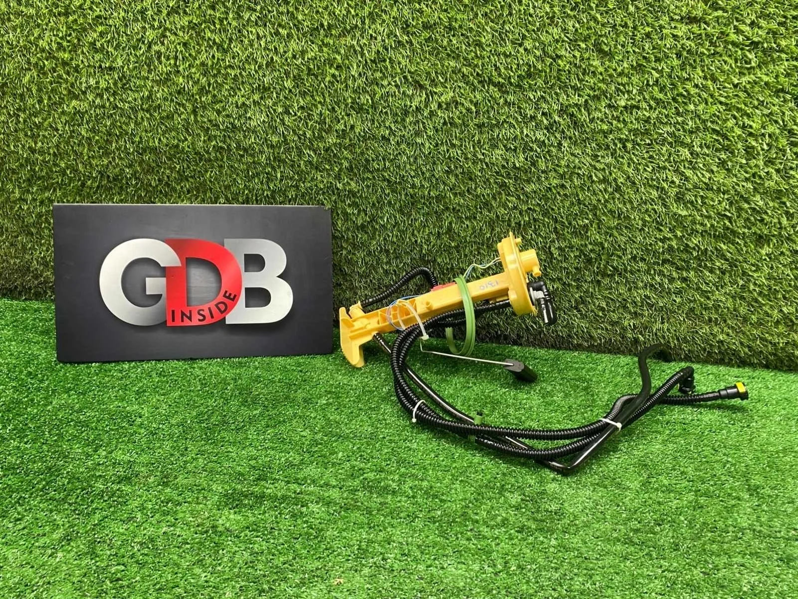 Датчик уровня топлива Bmw X5 22.10.2013 16117195473 F15 N57D30A