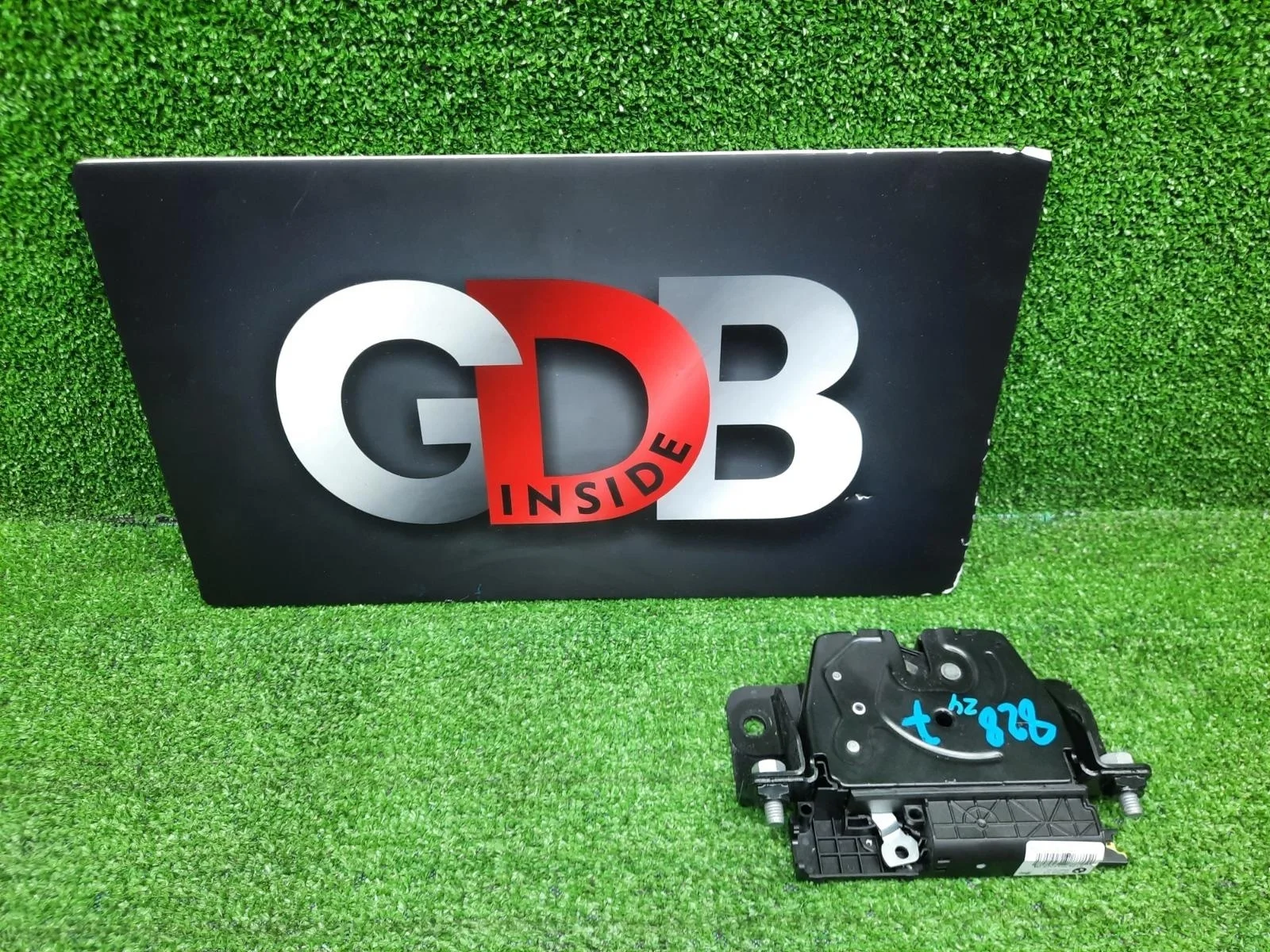 Замок багажника BMW X3 04.04.2012 51247233025 F25 N55B30A