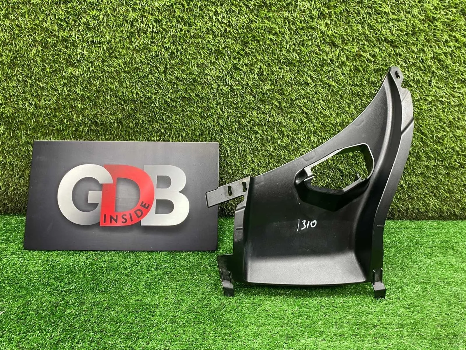 Воздуховод обдува супорта BMW X5 22.10.2013 51118056306 F15 N57D30A, передний правый