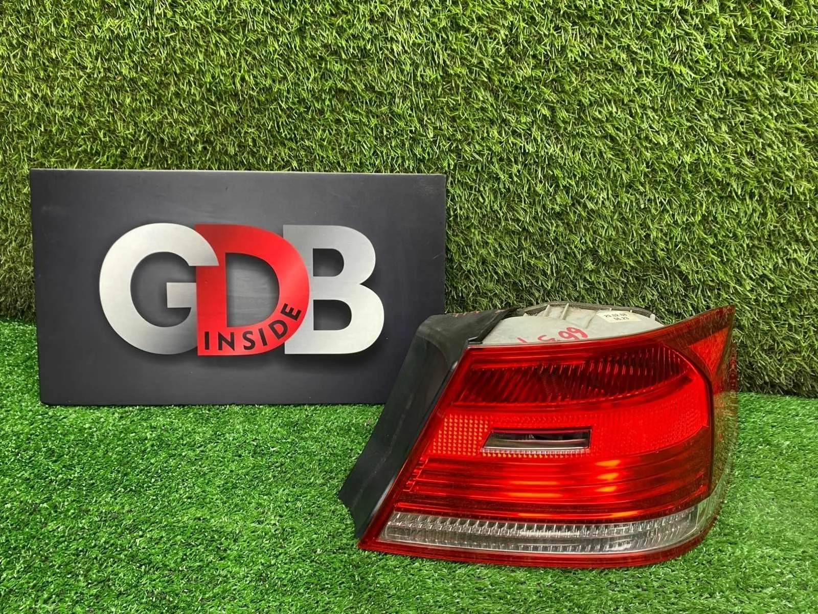 Фонарь BMW 3 series 07.03.2008 63217174404 E92 N46B20B, задний правый