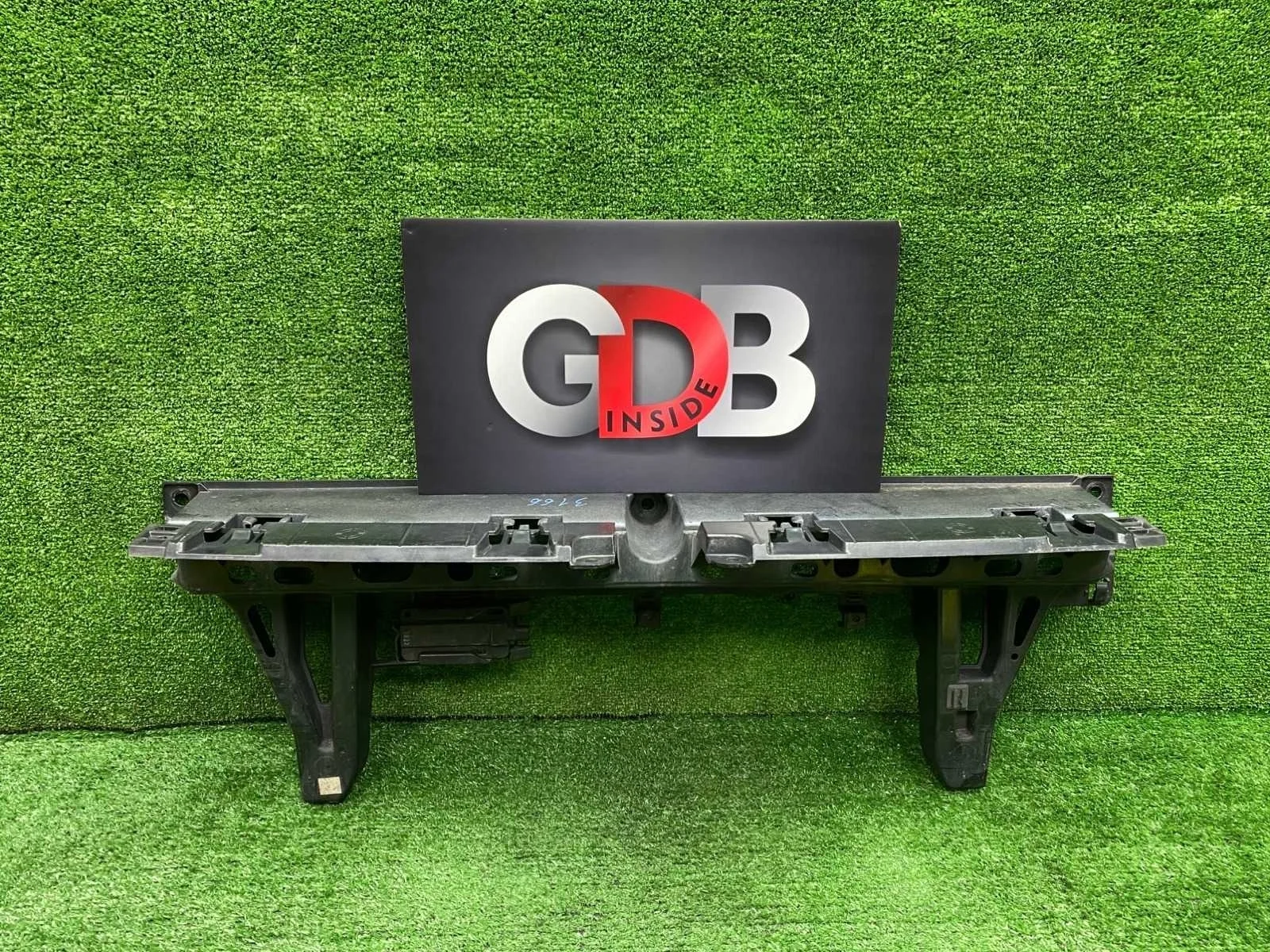 Кронштейн бампера BMW X5 17.09.2012 51127226939 E70 N57D30A, задний