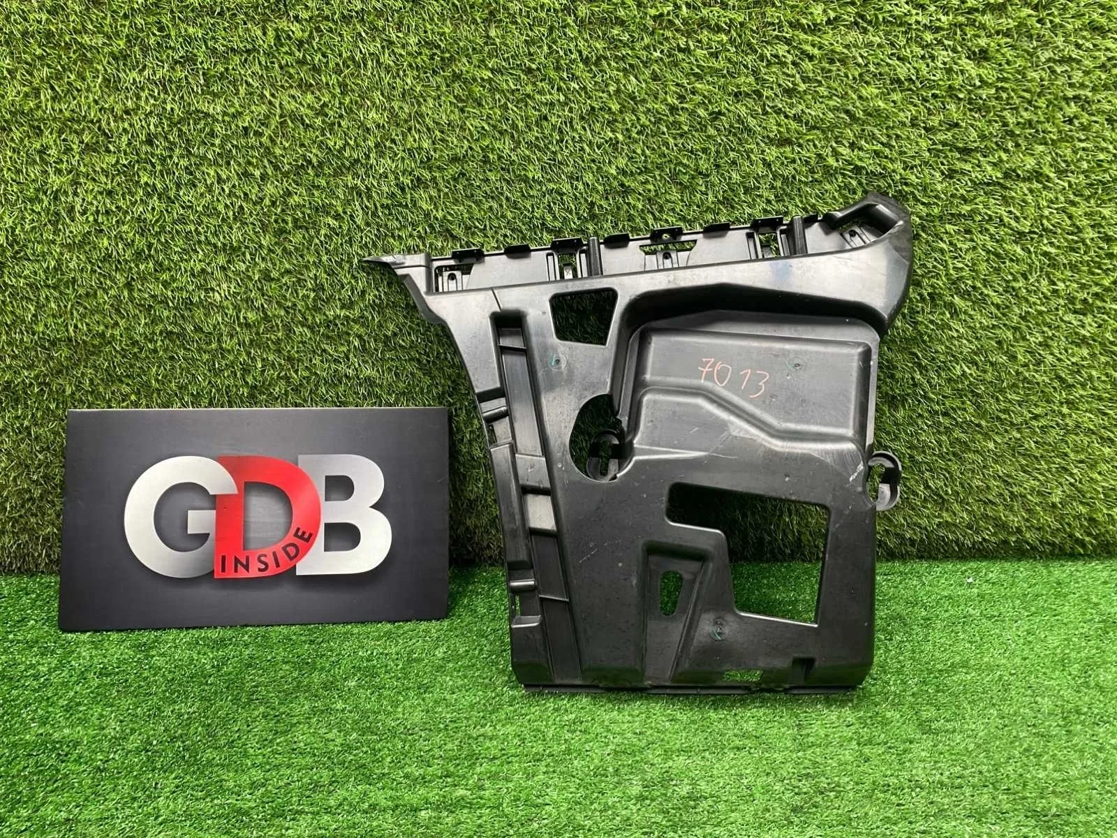 Кронштейн бампера BMW 3 series 04.03.2016 51127256923 F30 B48B20A, задний левый