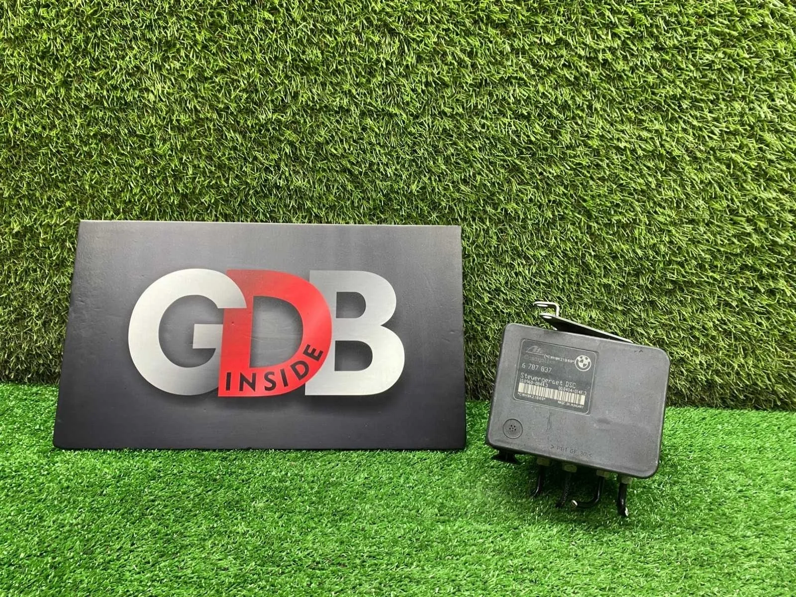 Блок abs BMW 3 series 04.11.2009 34512460468 E90 N46B20B