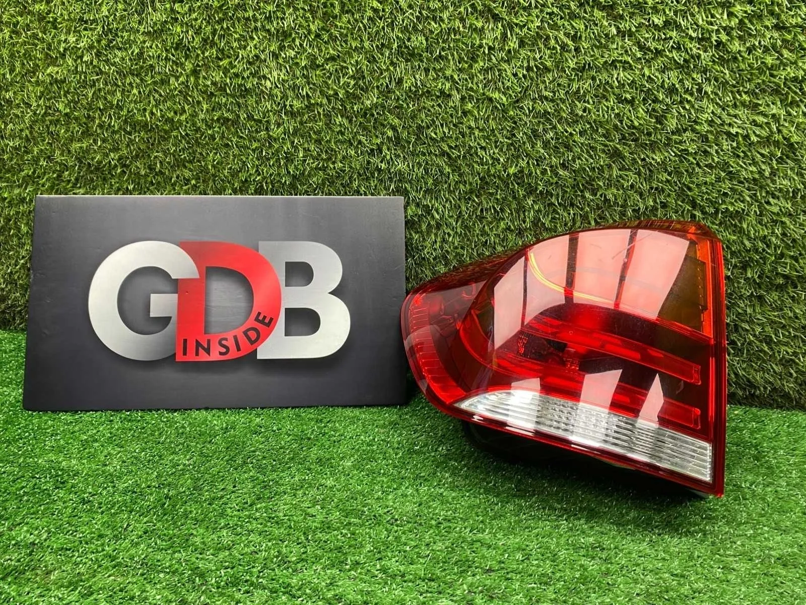 Фонарь BMW X1 19.12.2012 63212990109 E84 N20B20A, задний левый