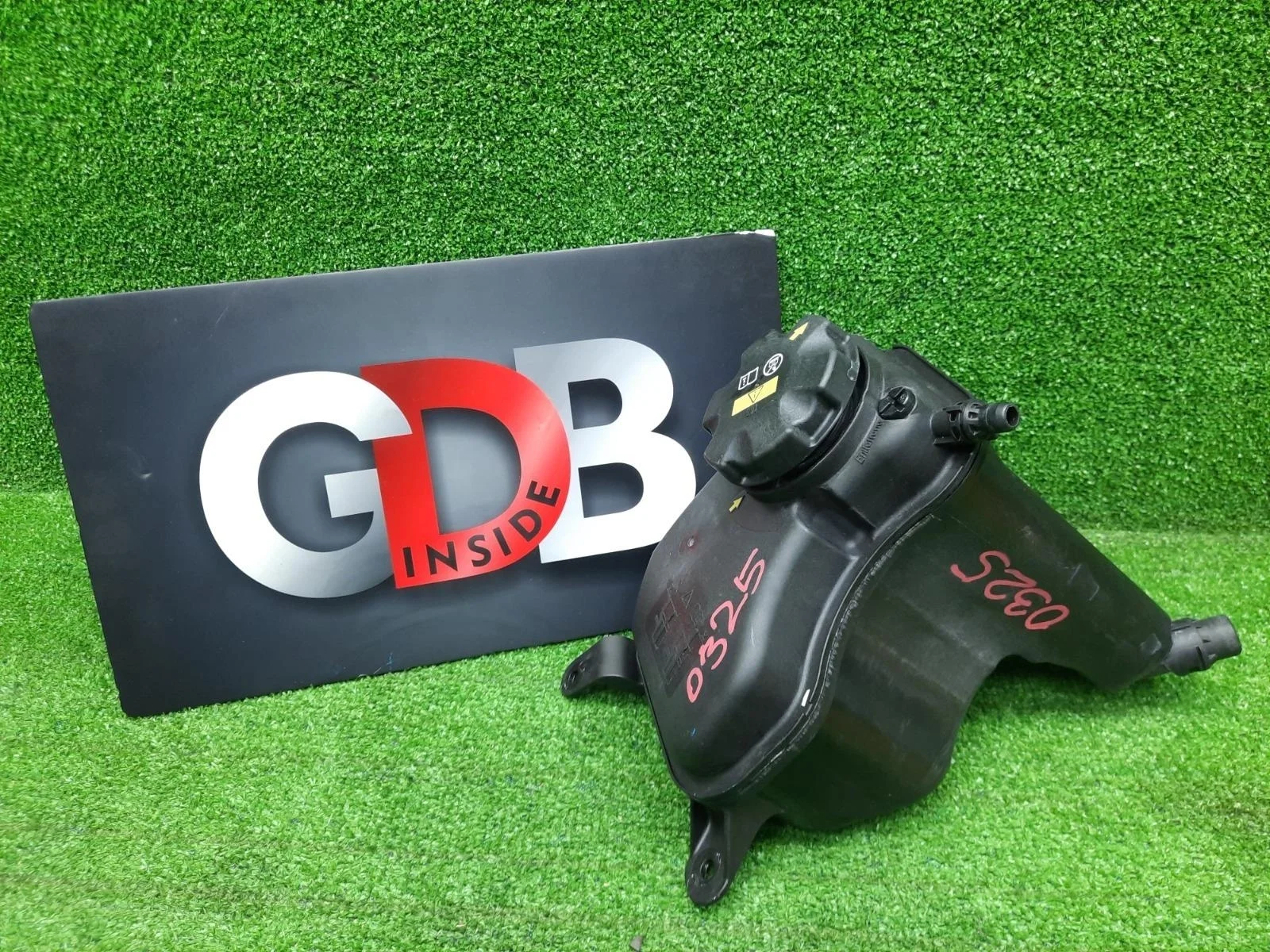 Бачок расширительный Bmw X1 09.10.2014 17137640514 E84 N20B20A