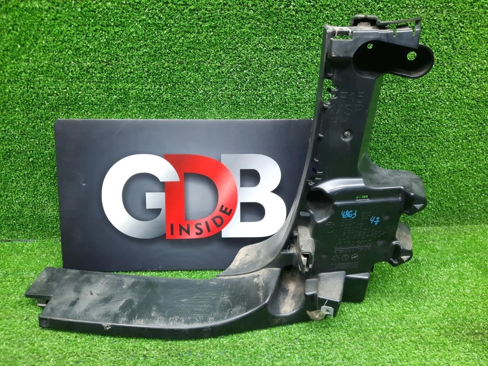 Крепление бампера BMW X5 10.07.2015 51128054020 F15 N57D30A, заднее правое