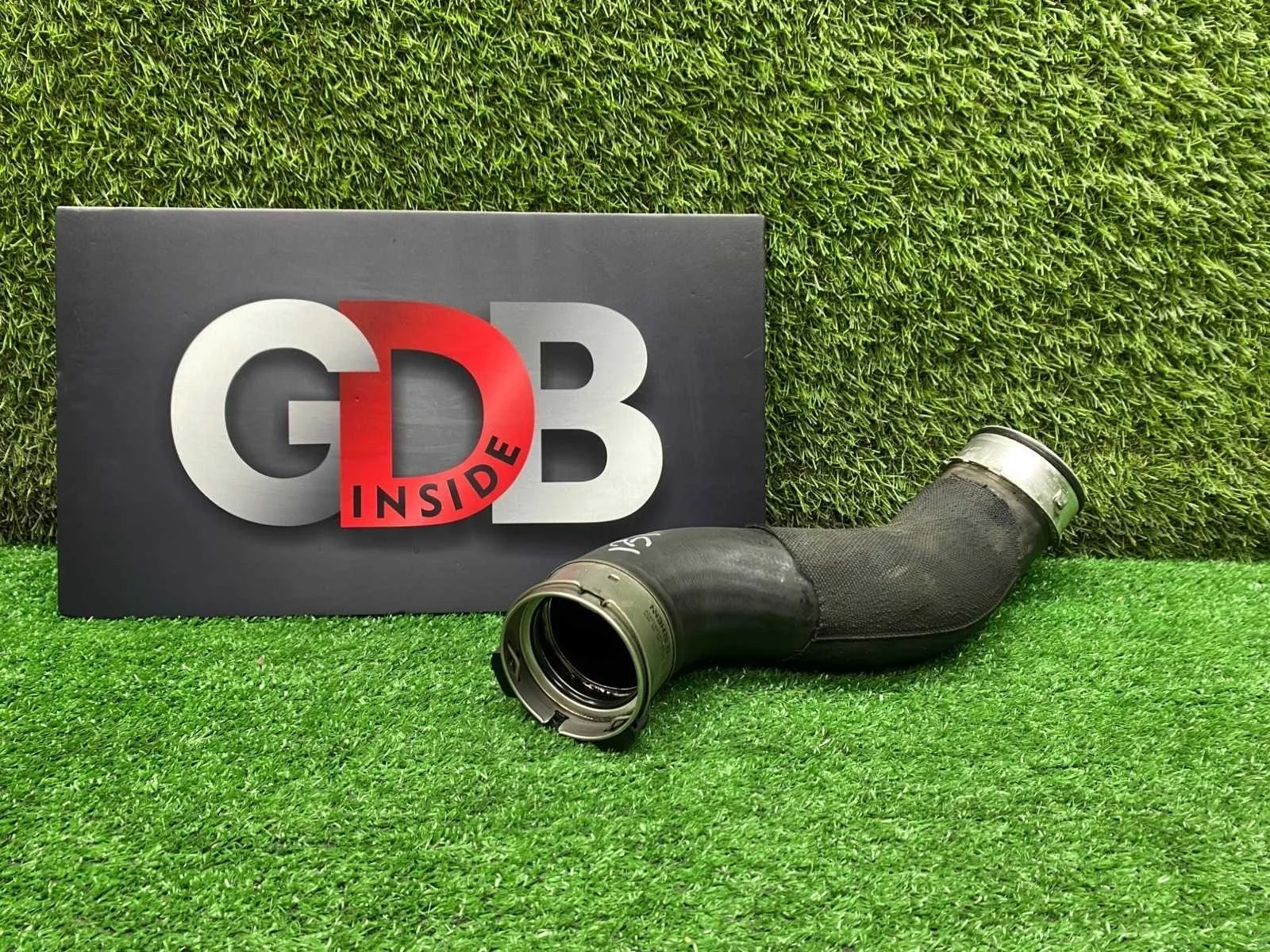 Патрубок интеркулера Bmw X5 22.10.2013 11617823237 F15 N57D30A