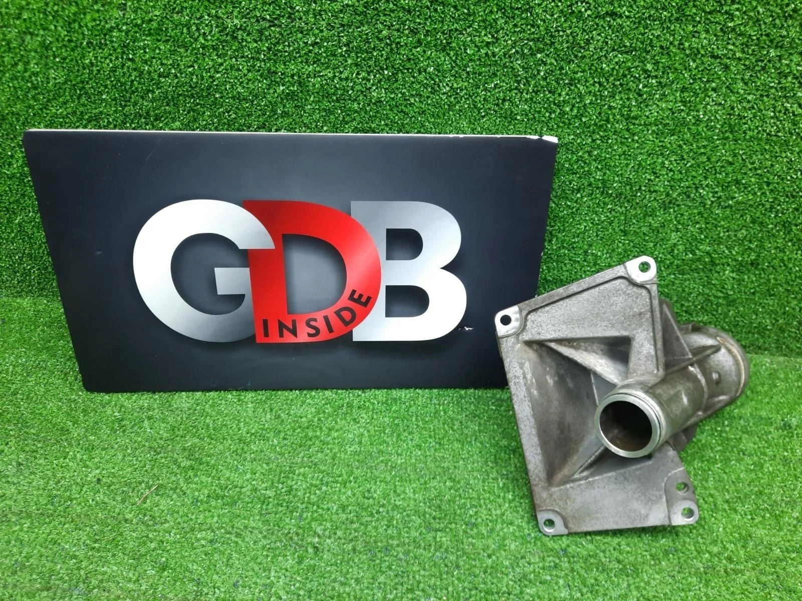 Кронштейн двигателя BMW 3 series 12.12.2017 22116859616 F30 B48B20A, передний