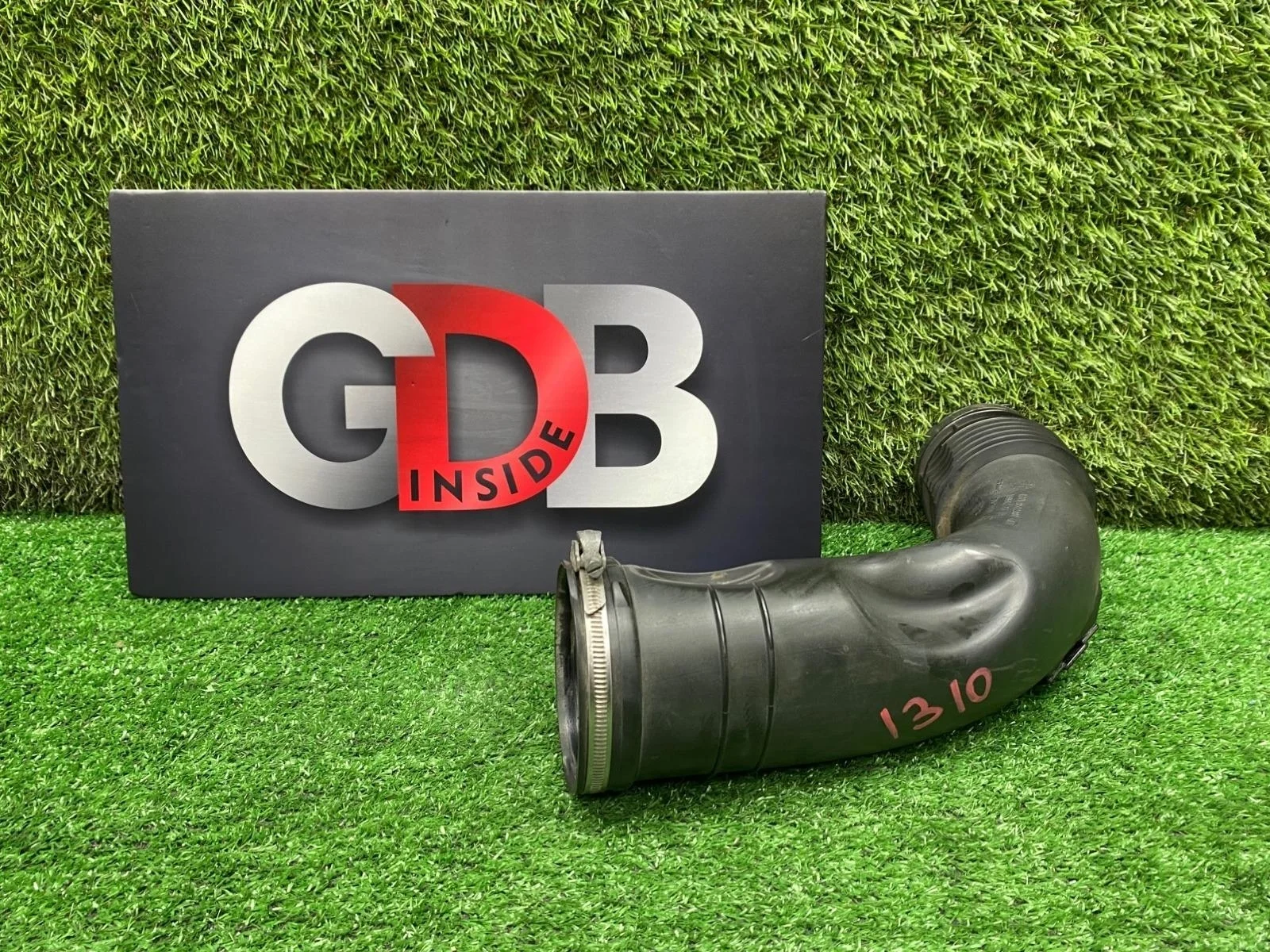 Патрубок воздушного фильтра BMW X5 22.10.2013 13718512381 F15 N57D30A