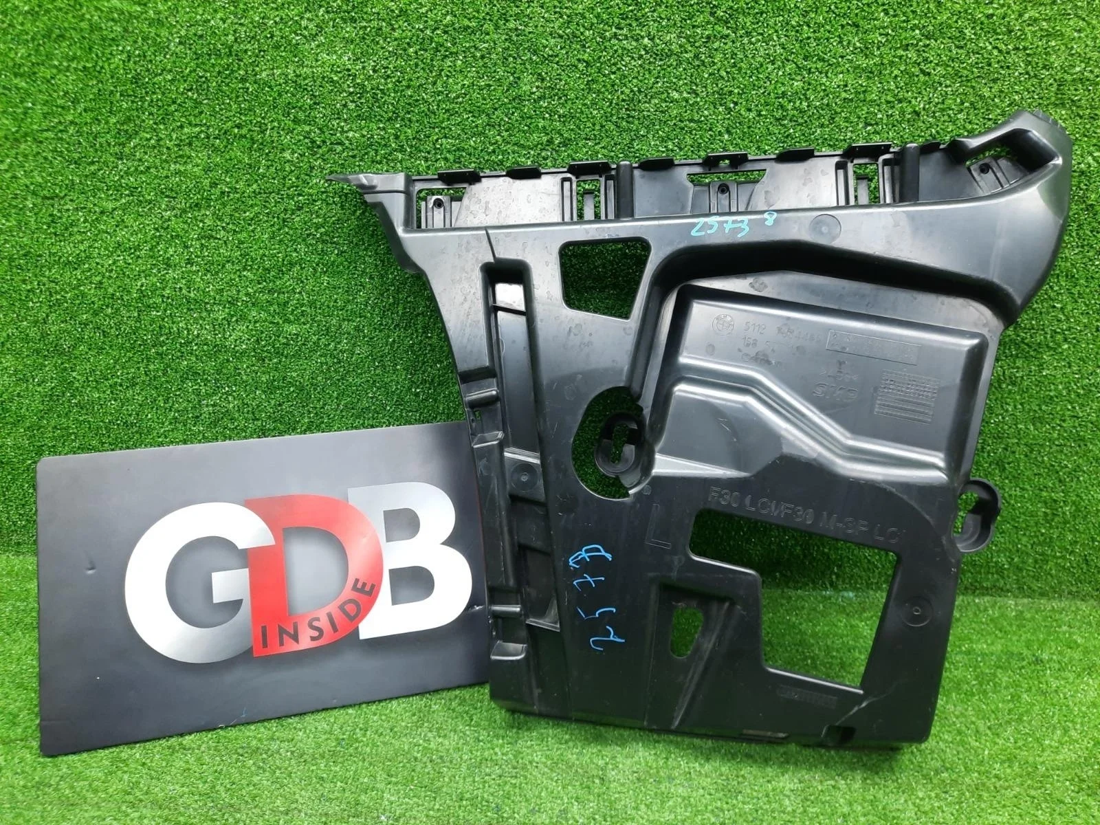 Кронштейн бампера BMW 3 series 12.12.2017 51127384465 F30 B48B20A, задний левый