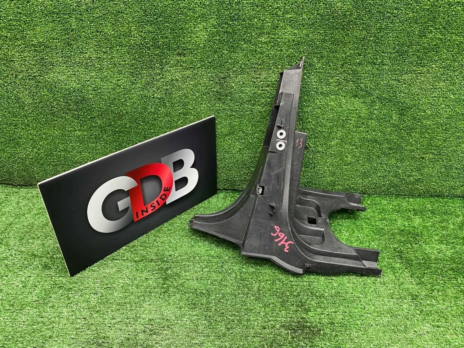 Кронштейн крыла Bmw X5 17.09.2012 51657157984 E70 N57D30A, передний правый