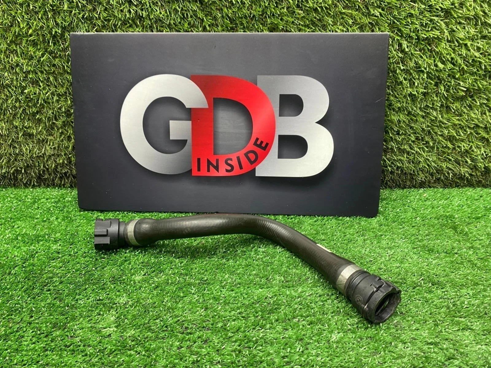 Патрубок системы охлаждения BMW 3 series 04.03.2016 17128634285 F30 B48B20A