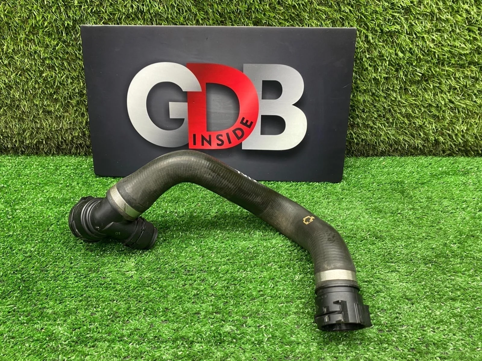 Патрубок системы охлаждения Bmw 3 Series 04.03.2016 17128662836 F30 B48B20A