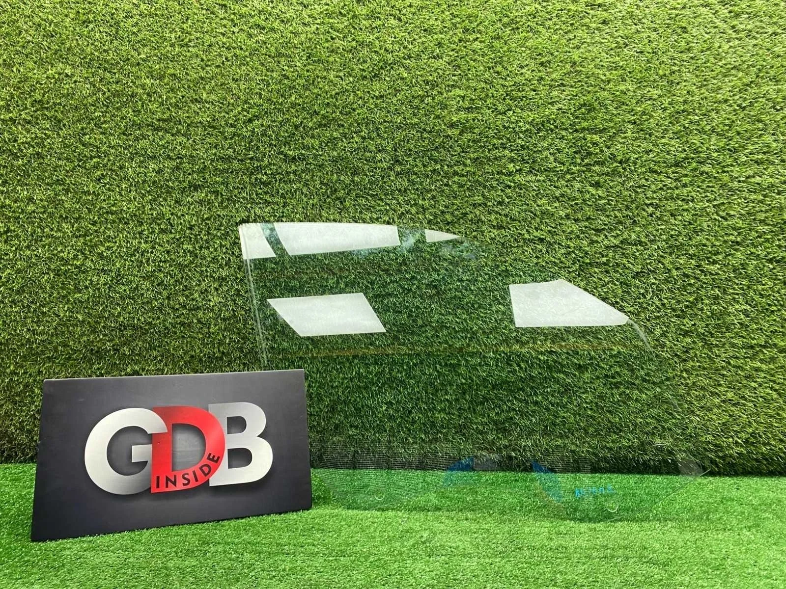 Стекло двери BMW X1 19.12.2012 51332990296 E84 N20B20A, переднее правое