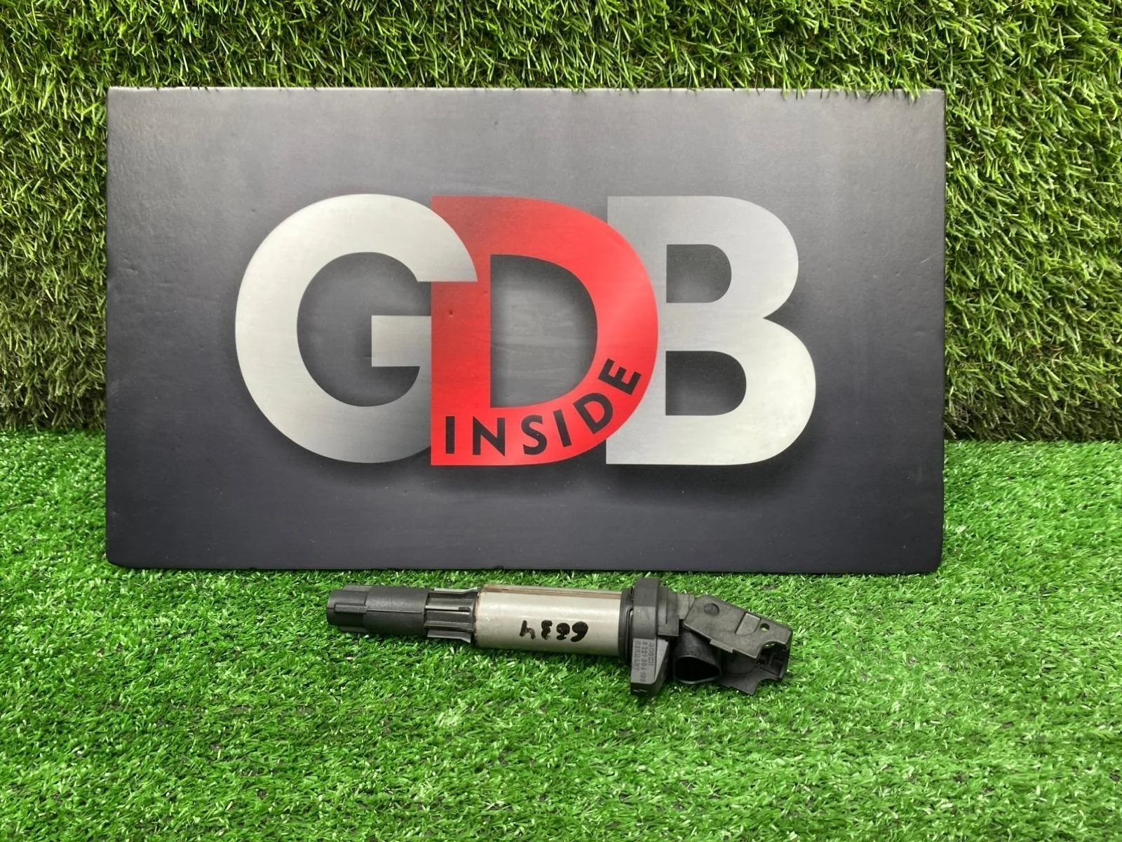 Катушка зажигания Bmw 3 Series 07.03.2008 12138616153 E92 N46B20B