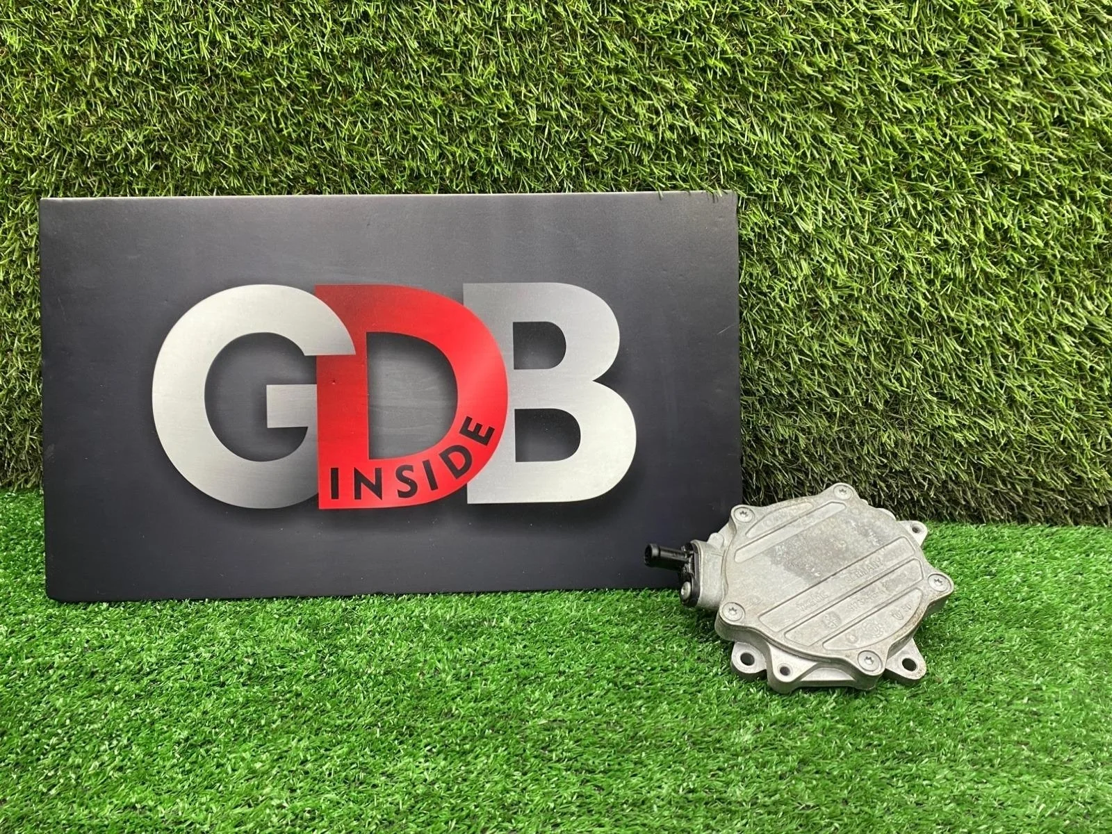 Насос вакуумный Bmw 3 Series 07.03.2008 11668482284 E92 N46B20B