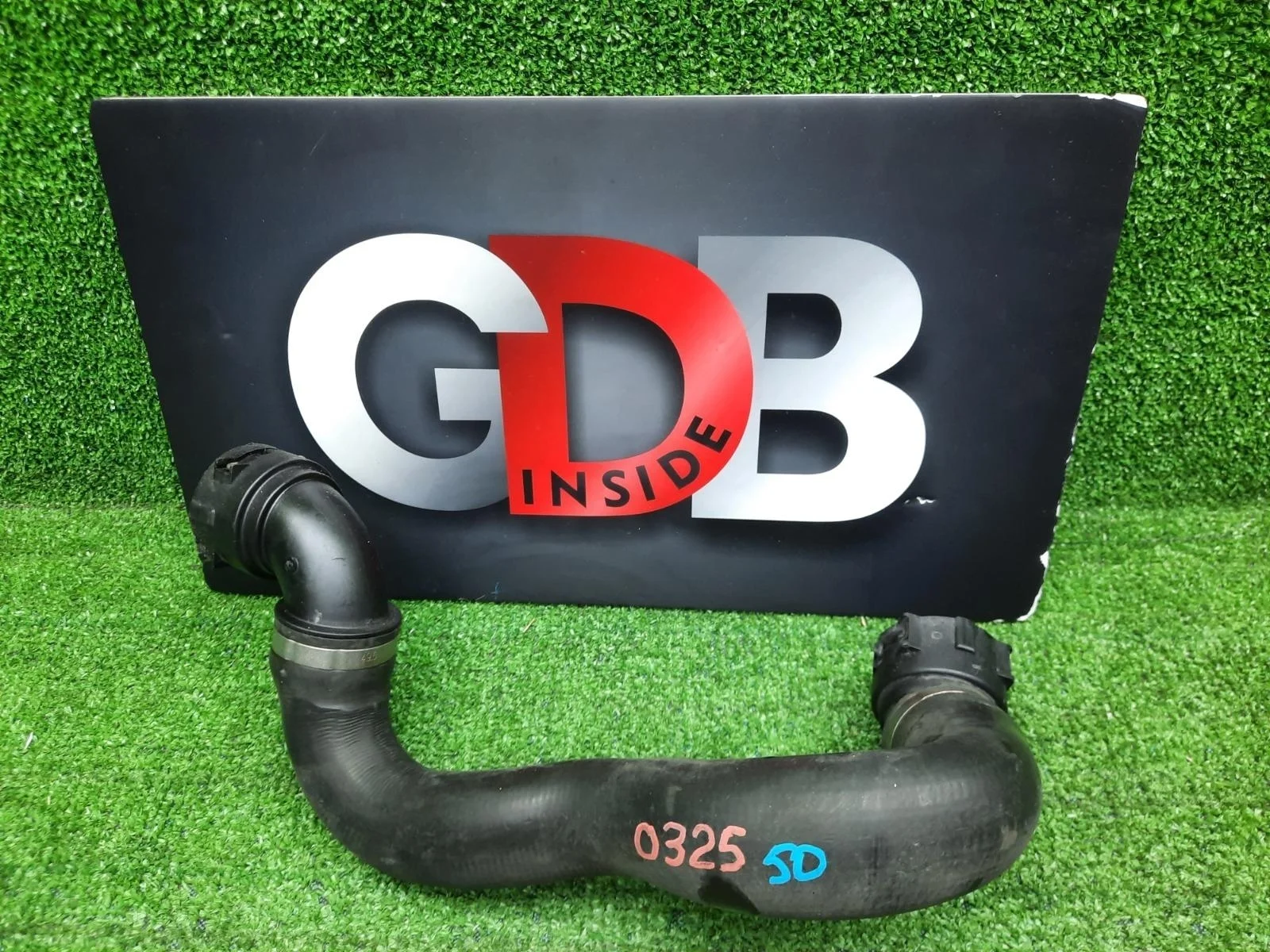 Патрубок системы охлаждения BMW X1 09.10.2014 17127612445 E84 N20B20A