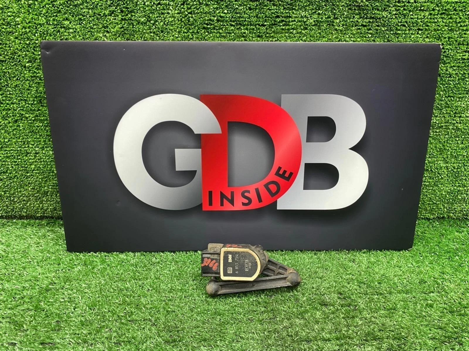 Датчик положения кузова Bmw X5 17.09.2012 37146853754 E70 N57D30A