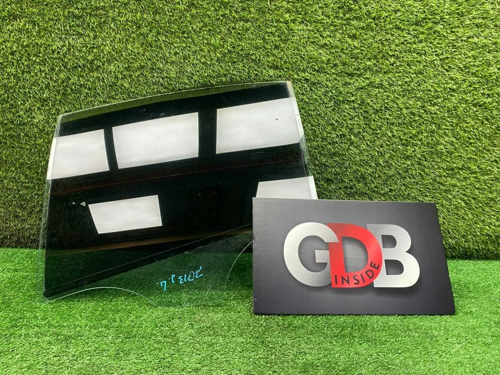 Стекло двери BMW 3 series 04.03.2016 51357259819 F30 B48B20A, заднее левое