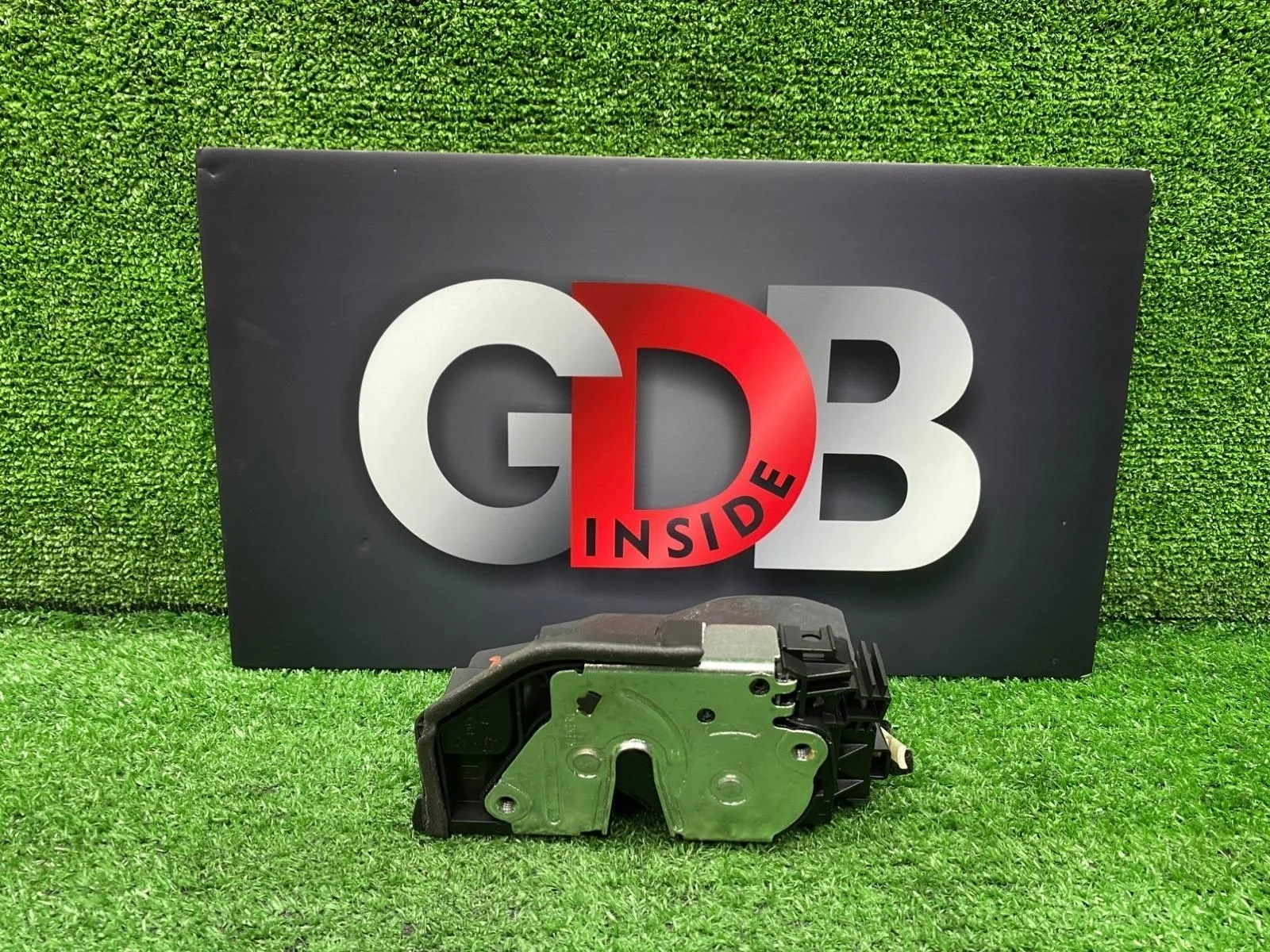 Замок двери BMW 3 series 27.08.2012 51227229460 F30 N55B30A, задний правый