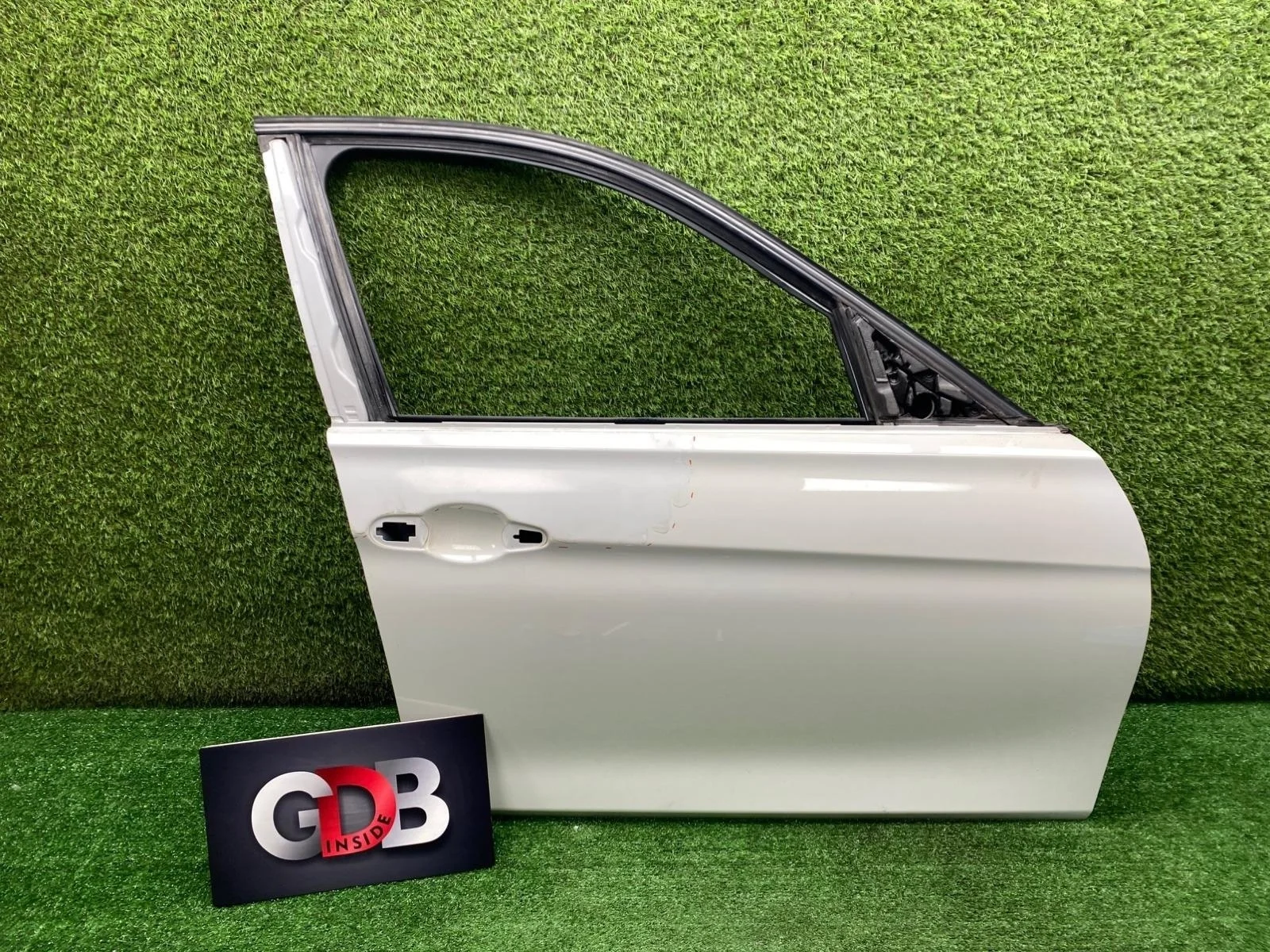 Дверь BMW 3 series 04.03.2016 41007298566 F30 B48B20A, передняя правая