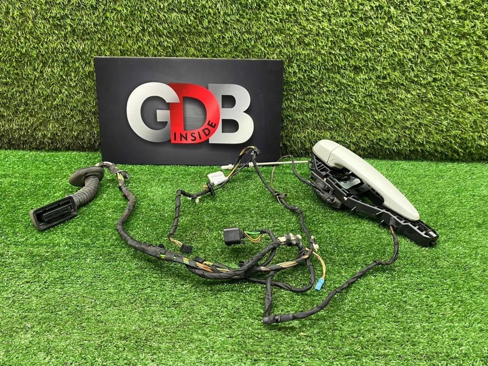 Ручка двери BMW 3 series 04.03.2016 51217207562 F30 B48B20A, задняя правая