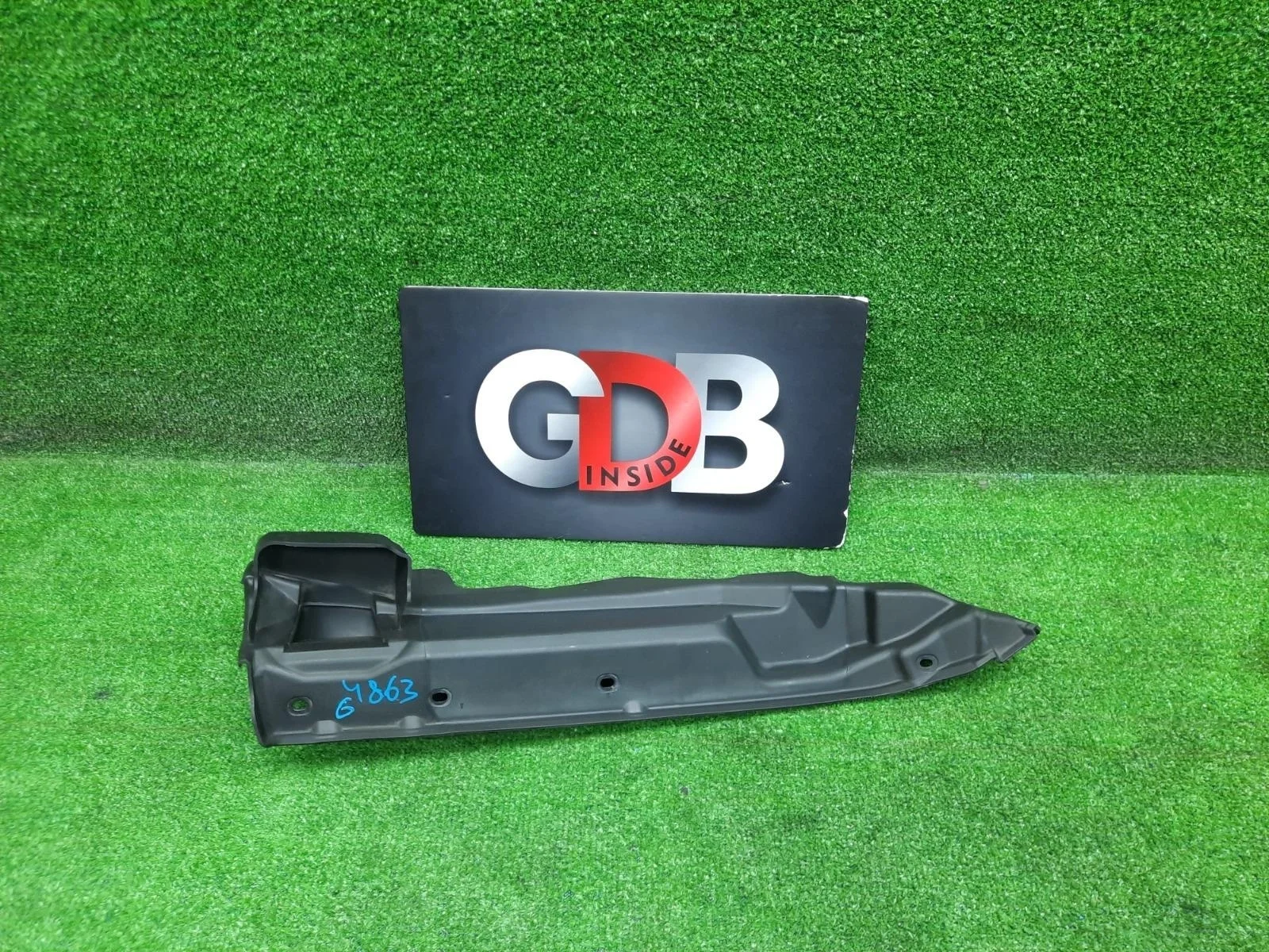 Пыльник крыла Bmw X5 10.07.2015 64319245595 F15 N57D30A, передний левый