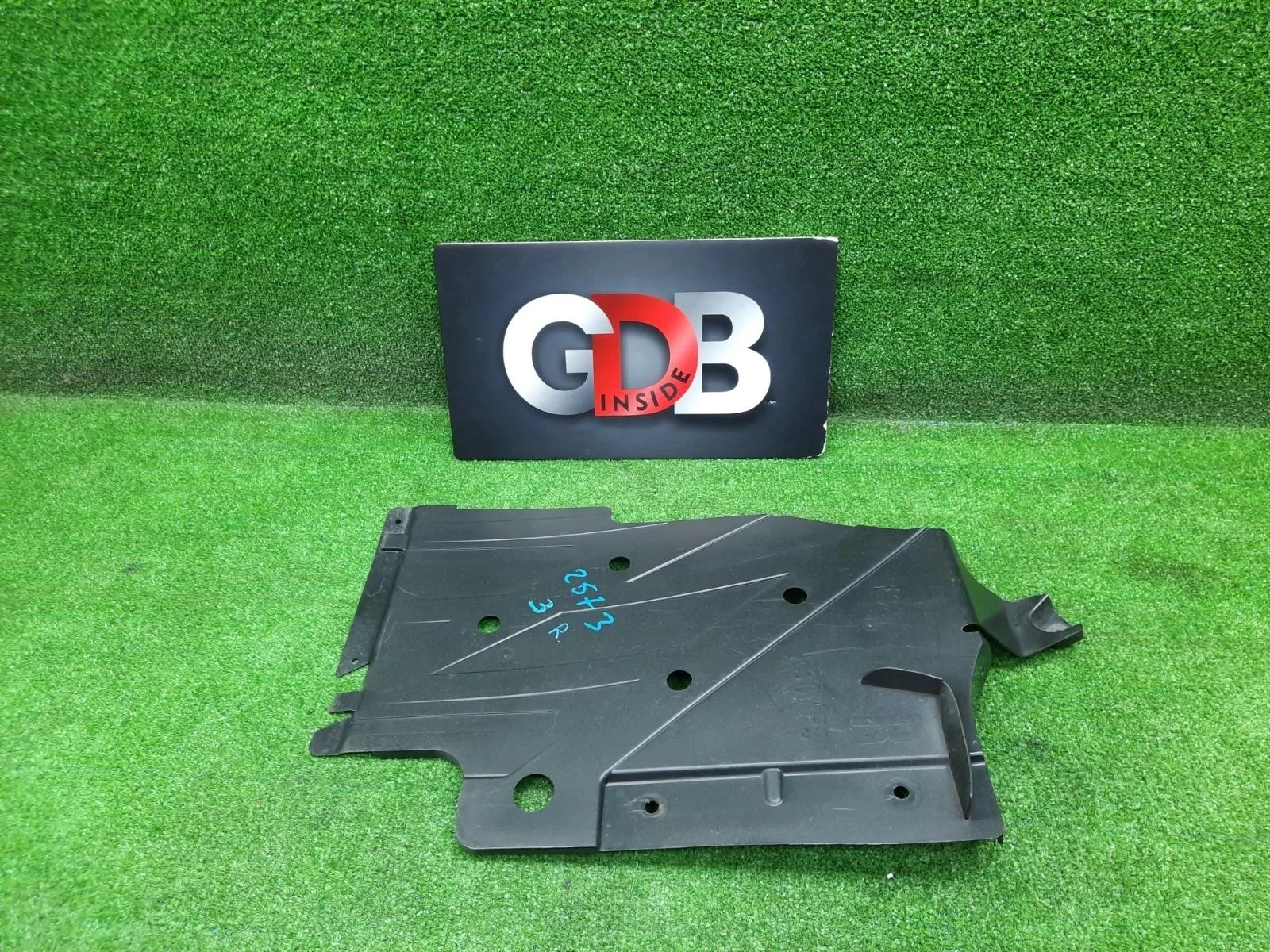 Защита днища Bmw 3 Series 12.12.2017 51757258050 F30 B48B20A, задняя правая