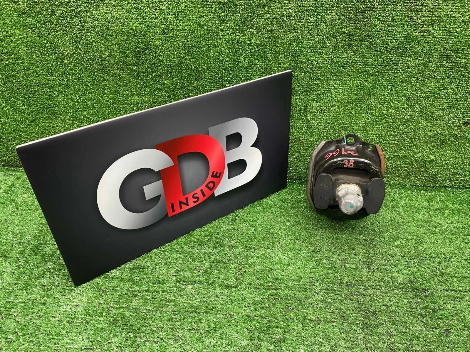 Подушка двигателя Bmw X5 17.09.2012 22116793016 E70 N57D30A