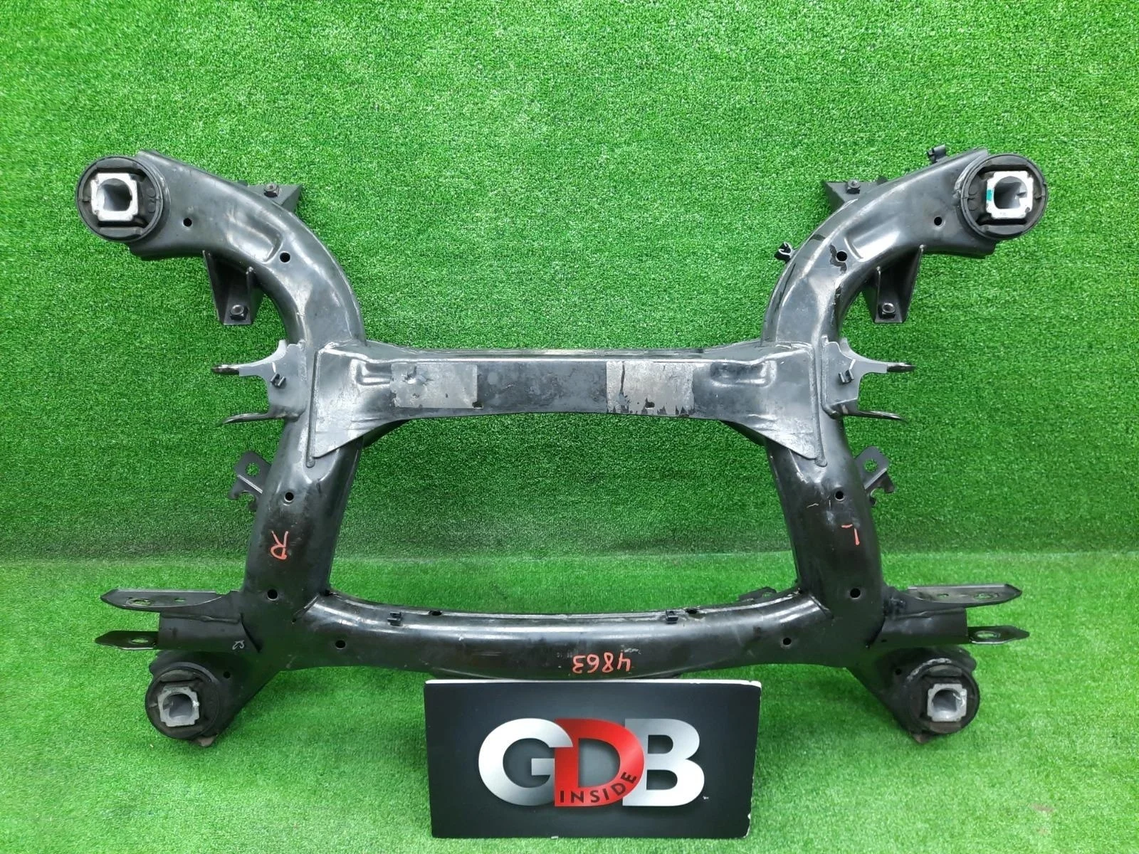 Подрамник BMW X5 10.07.2015 33316863815 F15 N57D30A, задний