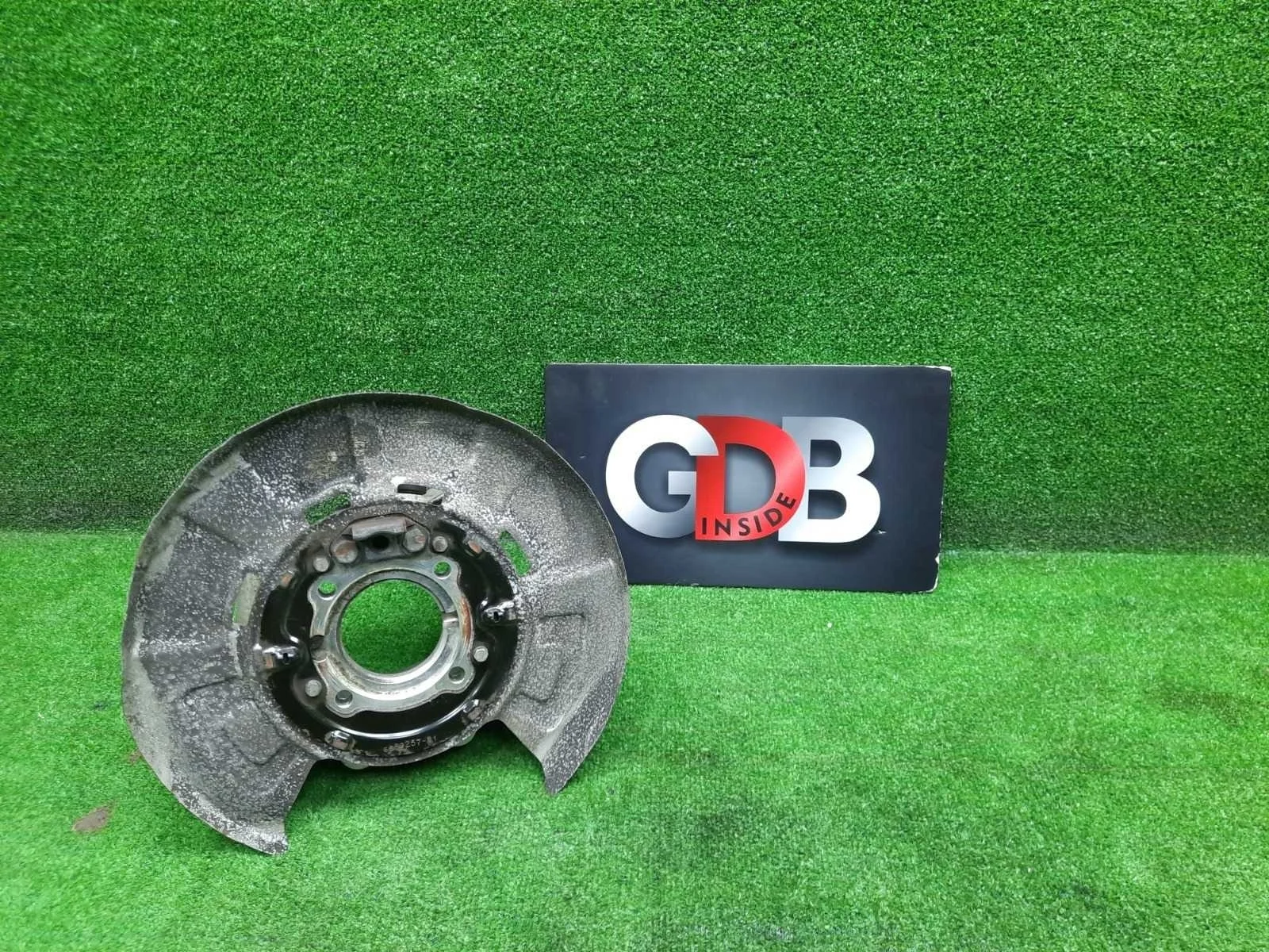 Кулак поворотный Bmw X5 10.07.2015 33326879101 F15 N57D30A, задний левый