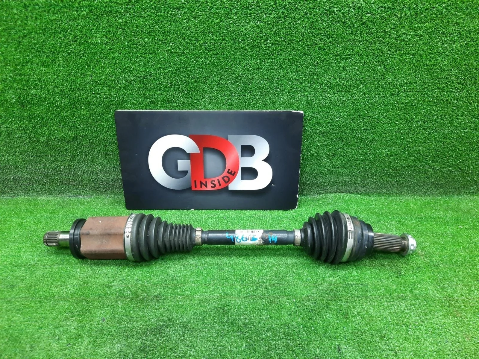 Привод BMW X5 10.07.2015 31607622913 F15 N57D30A, передний левый