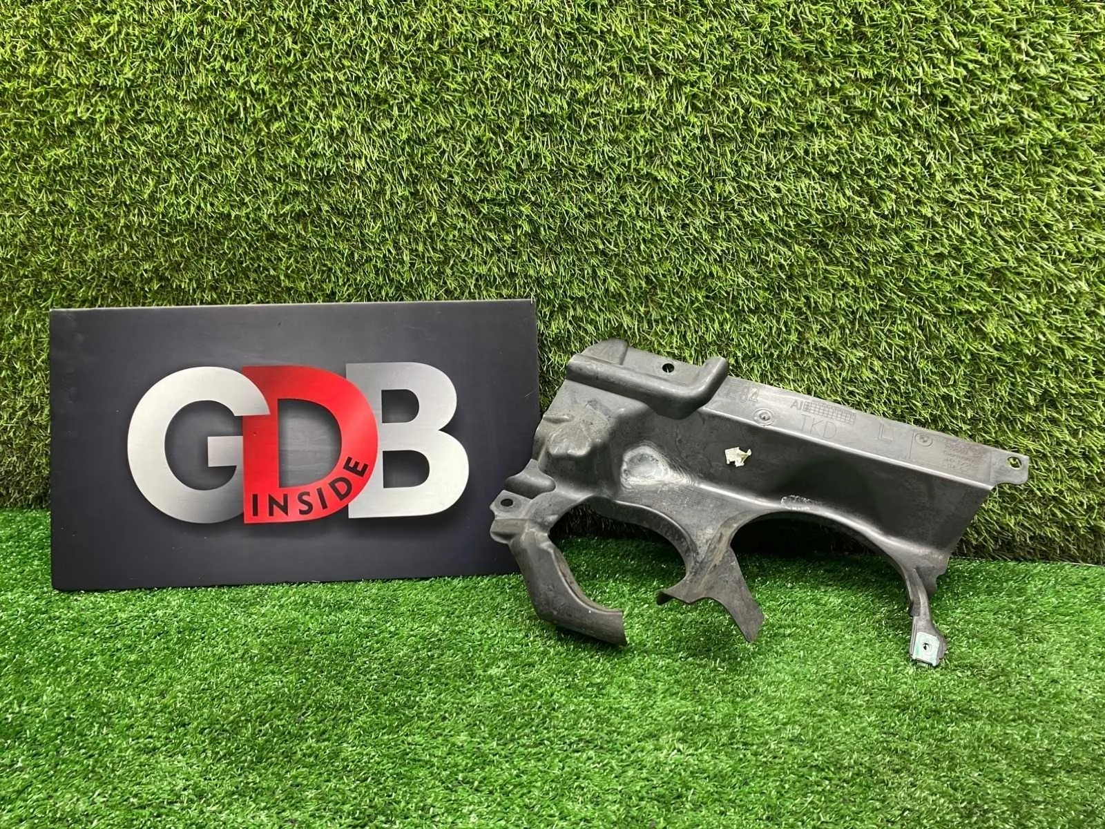 Пыльник ДВС BMW X1 19.12.2012 51712990817 E84 N20B20A