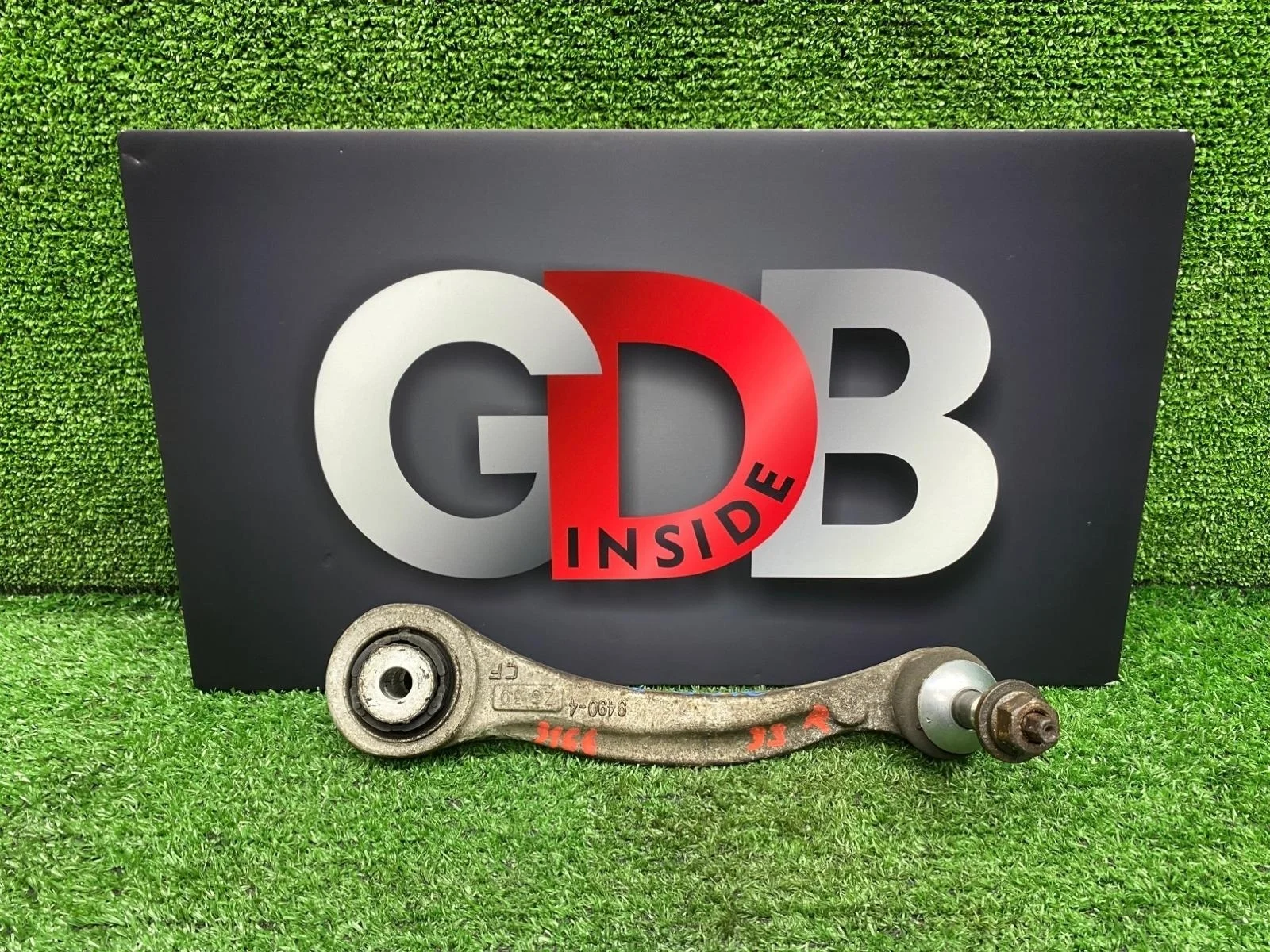 Рычаг подвески верхний BMW X5 17.09.2012 33326795048 E70 N57D30A, задний правый