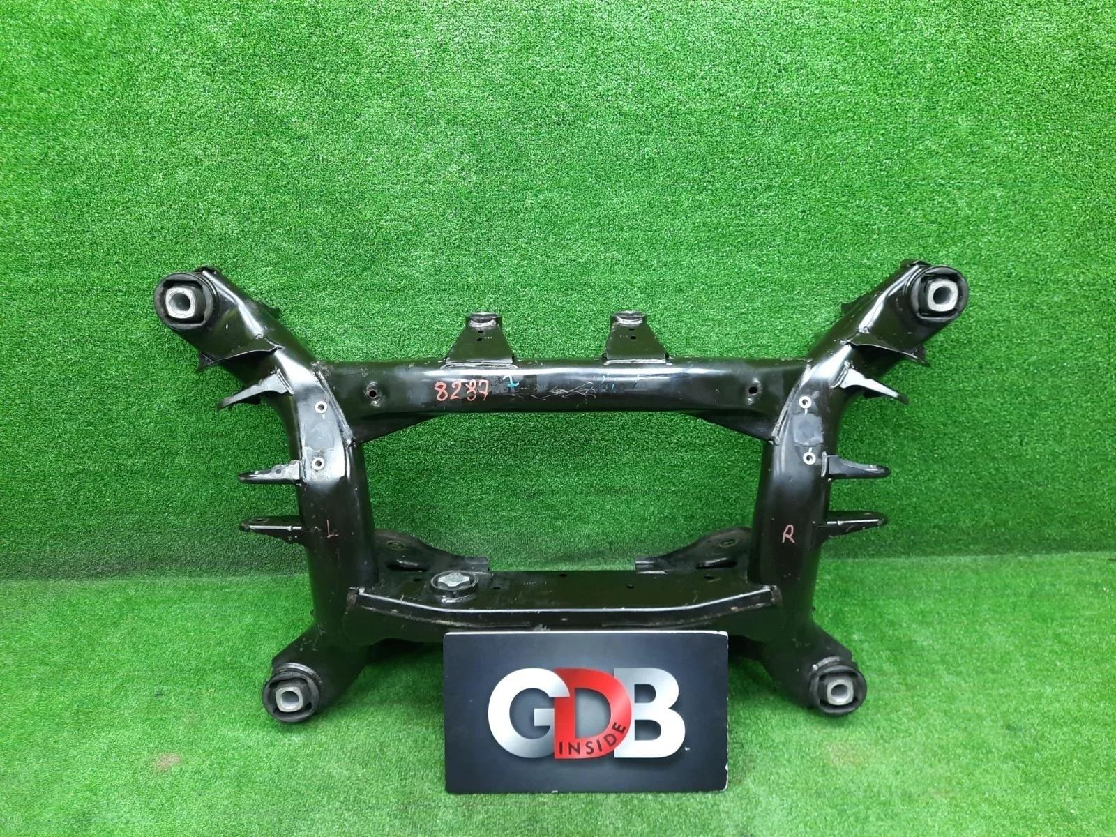 Подрамник BMW X3 04.04.2012 33316857983 F25 N55B30A, задний