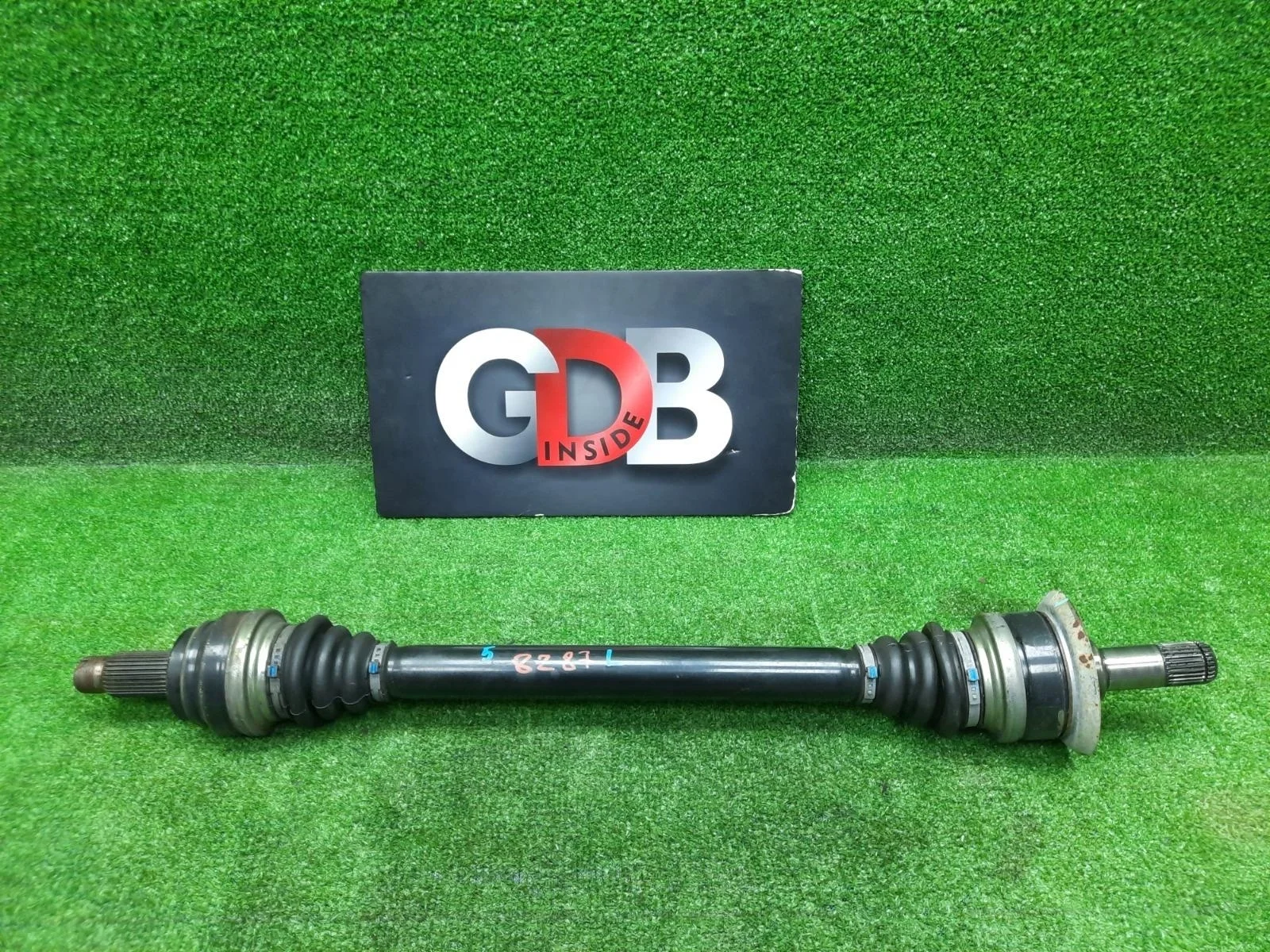 Привод BMW X3 04.04.2012 33207598031 F25 N55B30A, задний левый