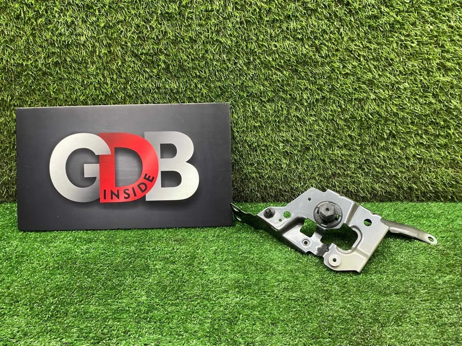 Кронштейн крыла BMW 3 series 20.10.2020 41008494437 G20 B47D20B, передний левый