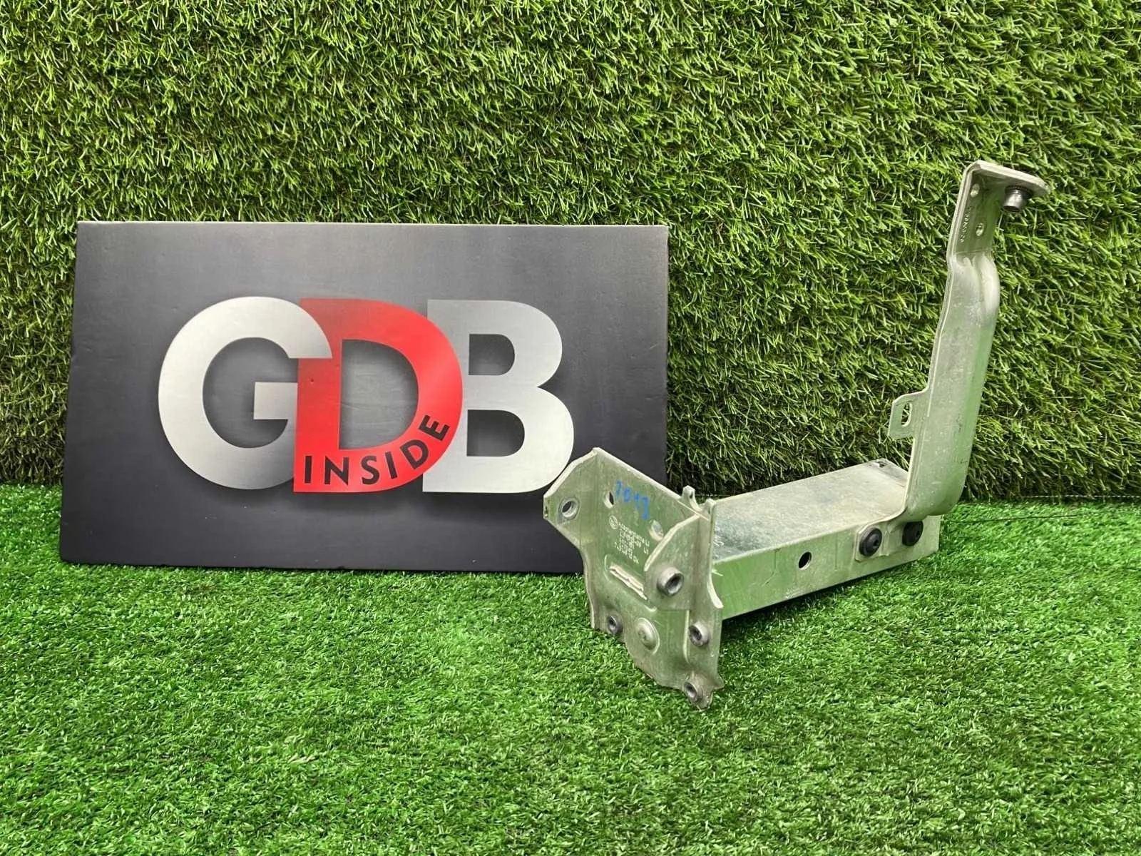 Крепление усилителя бампера Bmw 3 Series 04.03.2016 51117183853 F30 B48B20A, переднее левое