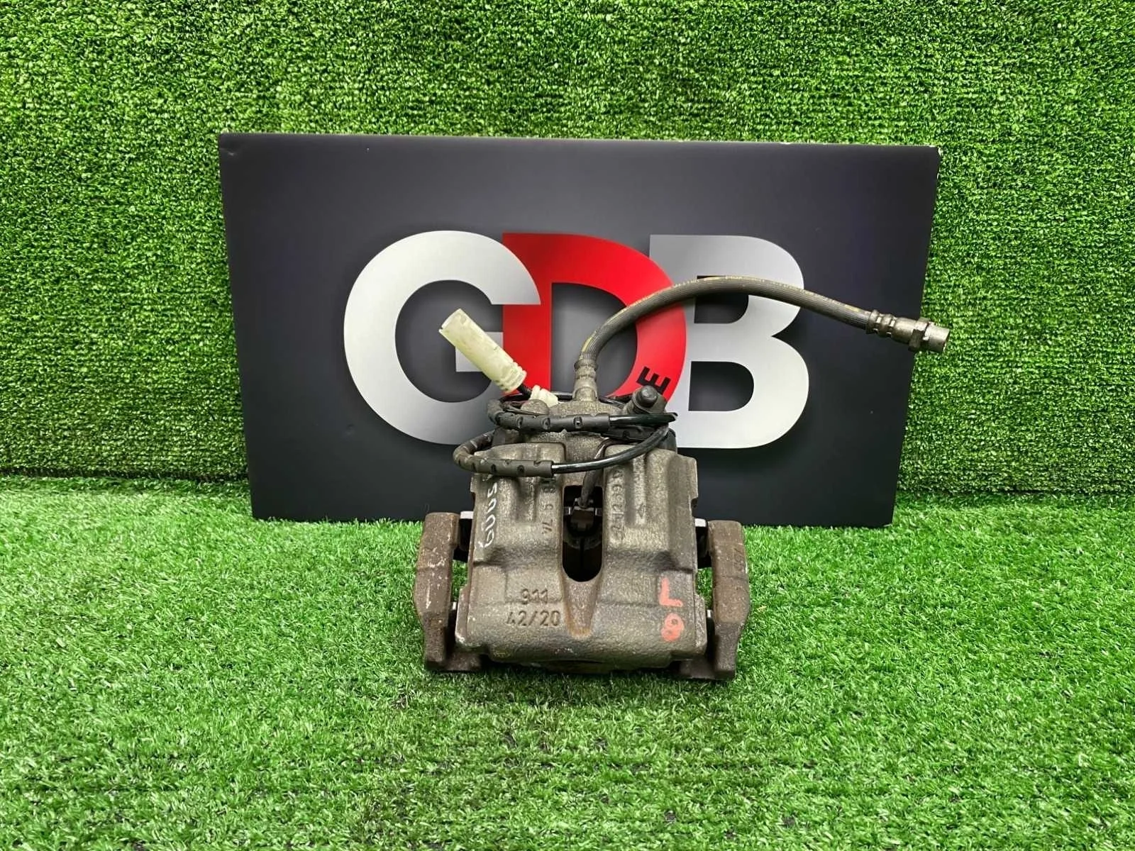 Суппорт BMW X1 10.11.2011 34216768697 E84 N20B20A, задний левый