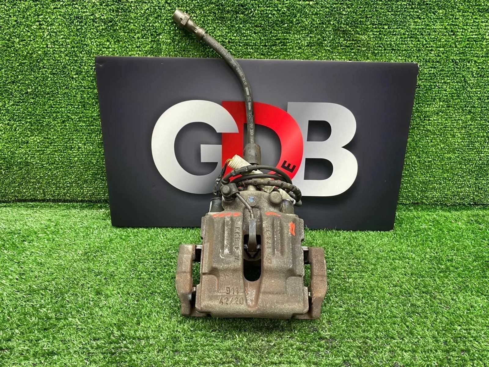 Суппорт Bmw 3 Series 04.11.2009 34216768698 E90 N46B20B, задний правый