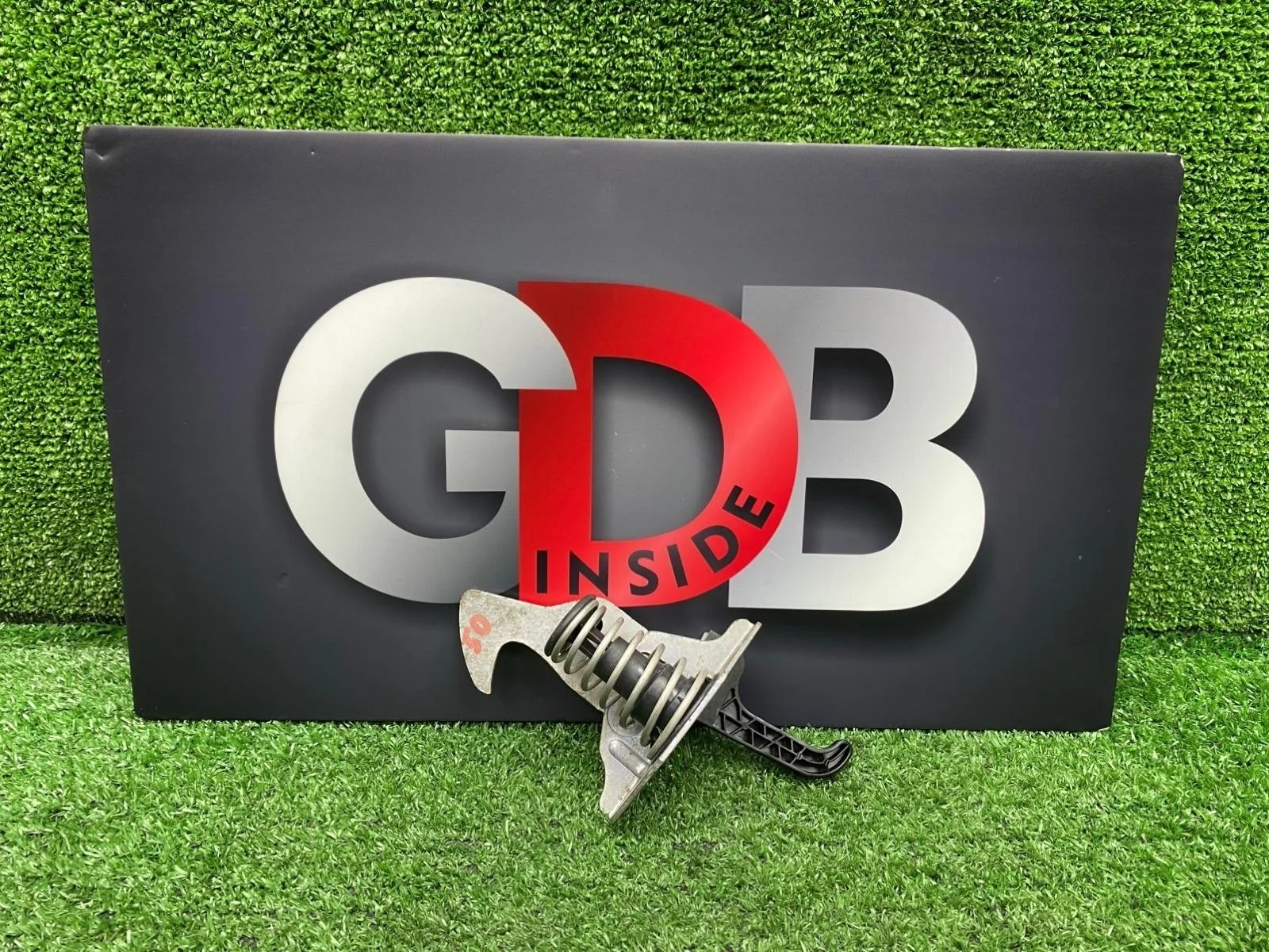 Крючок капота BMW X1 10.11.2011 51232990367 E84 N20B20A, передний