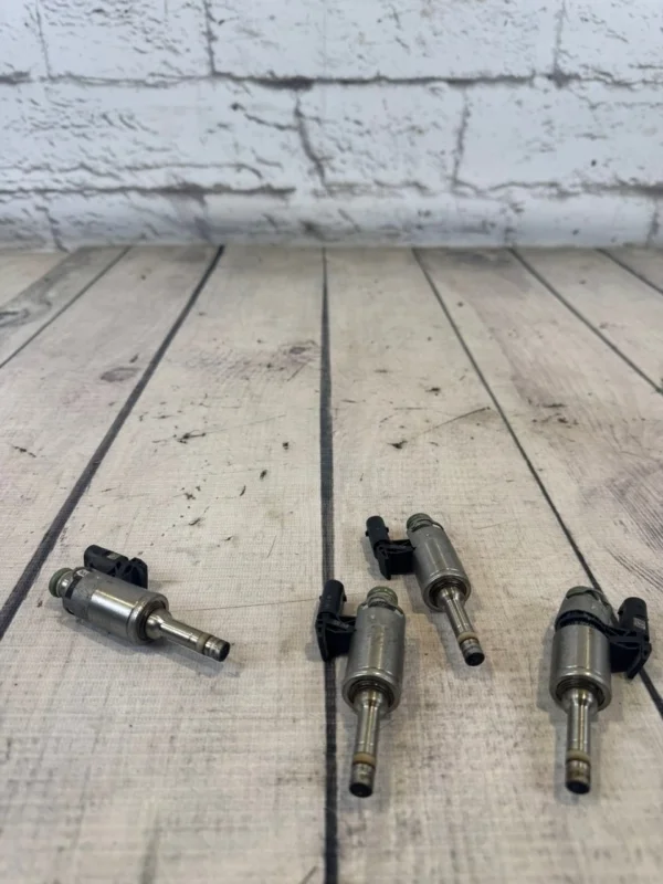 Форсунки комплект Audi A3 2015 8V