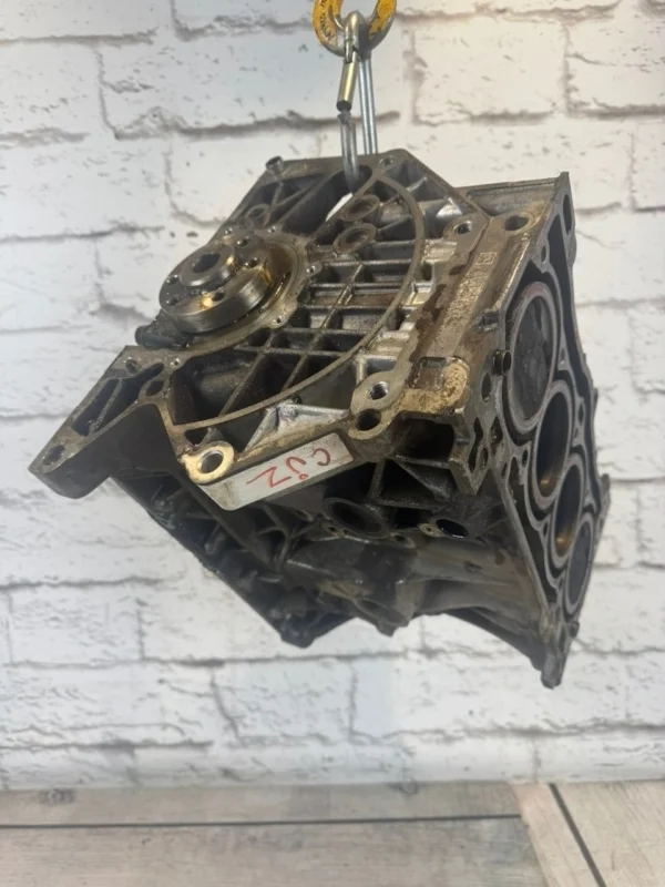 Блок цилиндров двигателя сборе Skoda Octavia