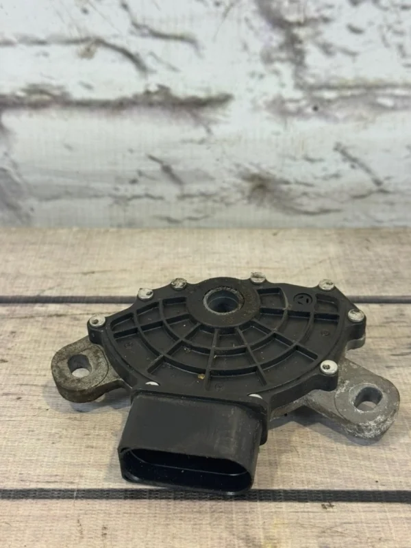 Датчик переключения передач VW Passat