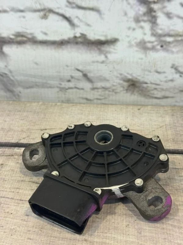 Датчик переключения передач VW Passat