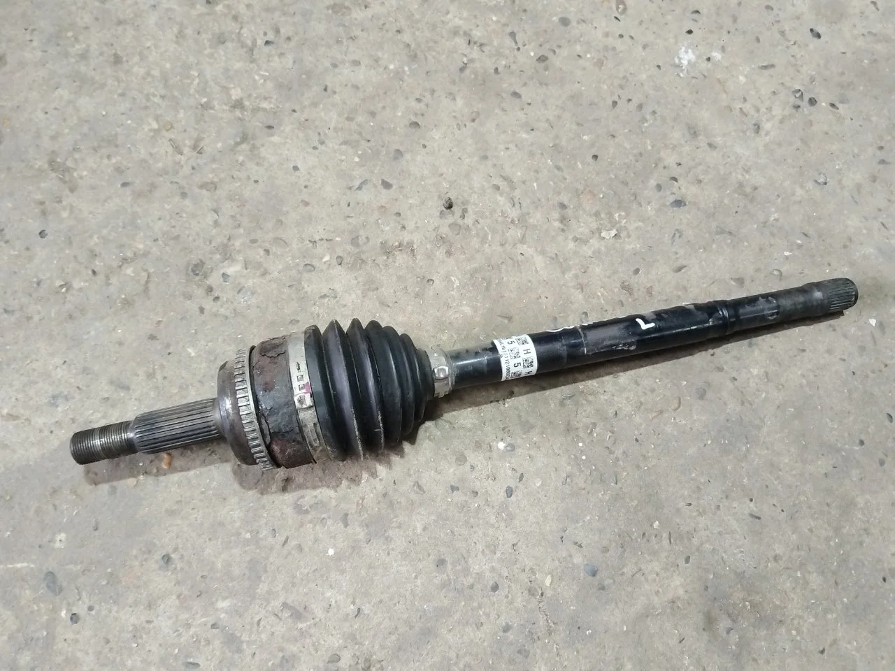 Привод колеса Toyota Camry 2017 4342048100, передний левый