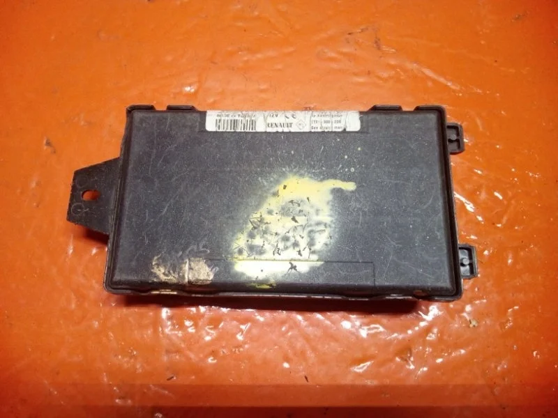 Блок иммобилайзера RENAULT SYMBOL 1999–2007 8200103749A
