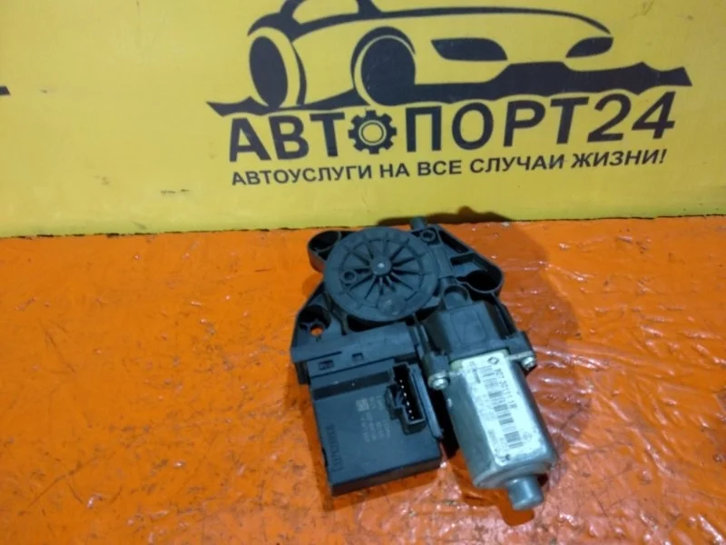 Моторчик стеклоподъемника RENAULT FLUENCE 2008-2016 807301111R, передний правый