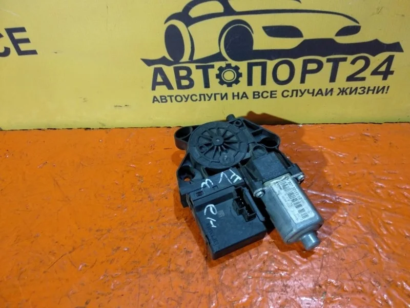Моторчик стеклоподъемника RENAULT FLUENCE 2009-2013 807301111R, передний правый